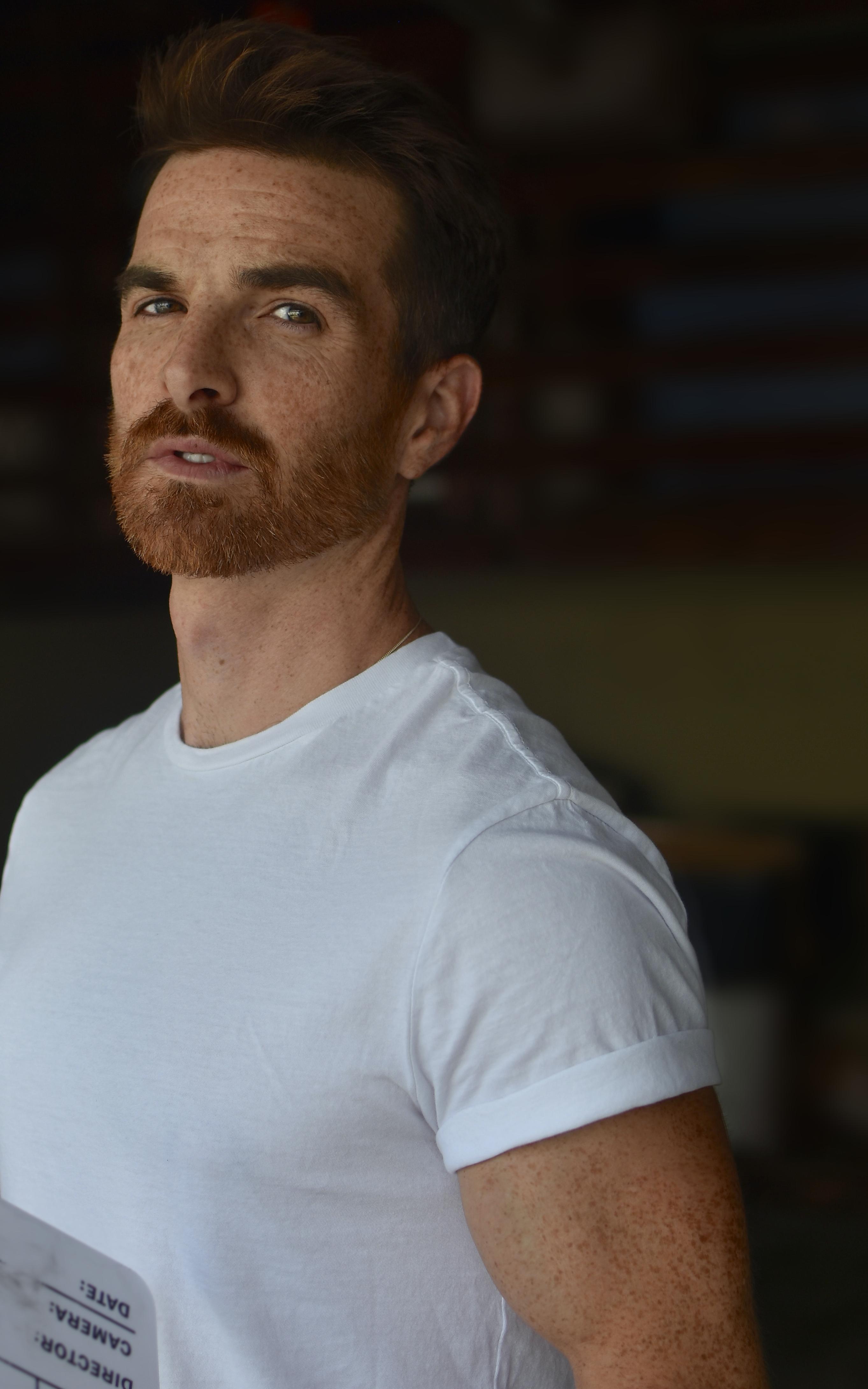 actor Chris Damon large photo