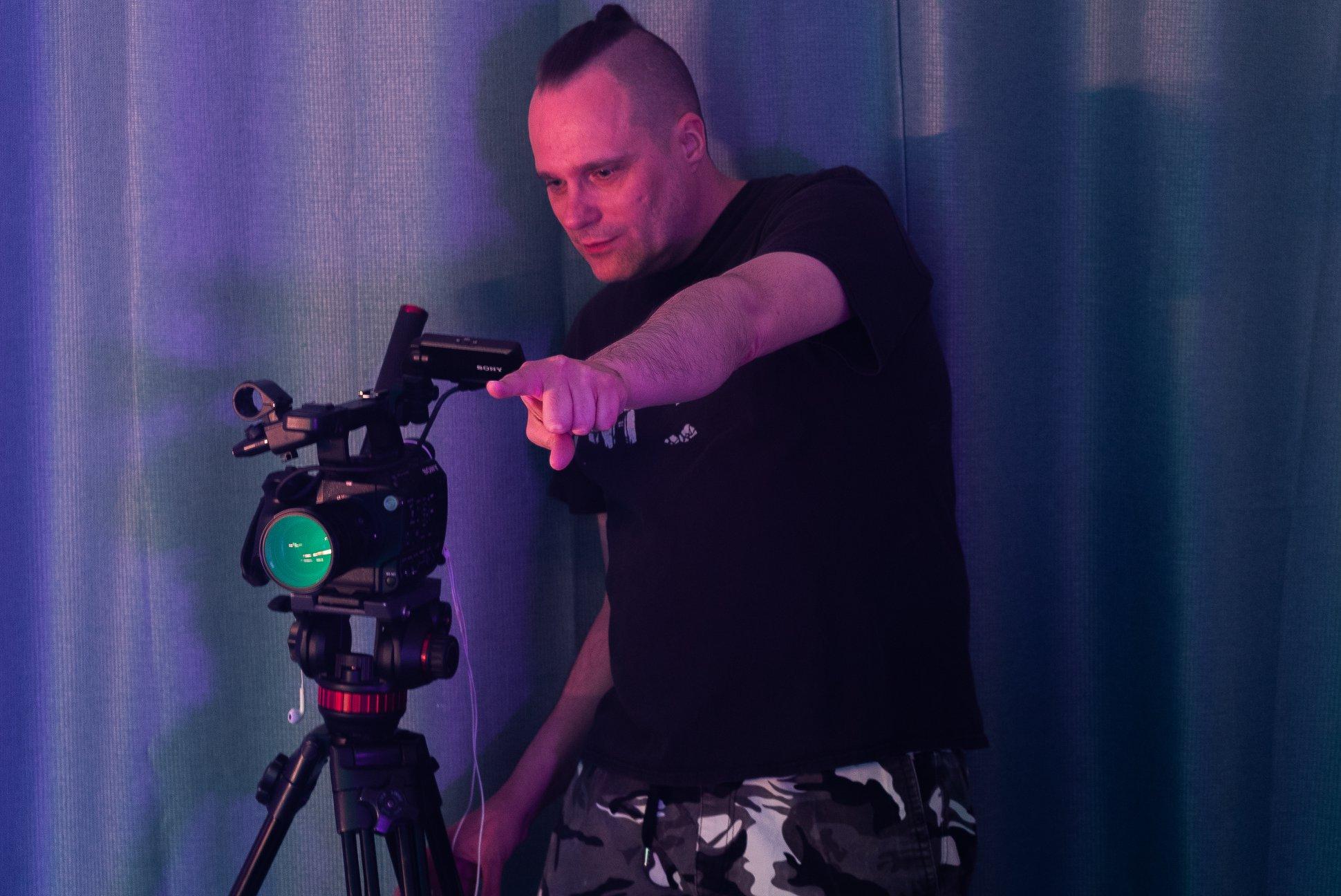 actor Dan Wilder large photo