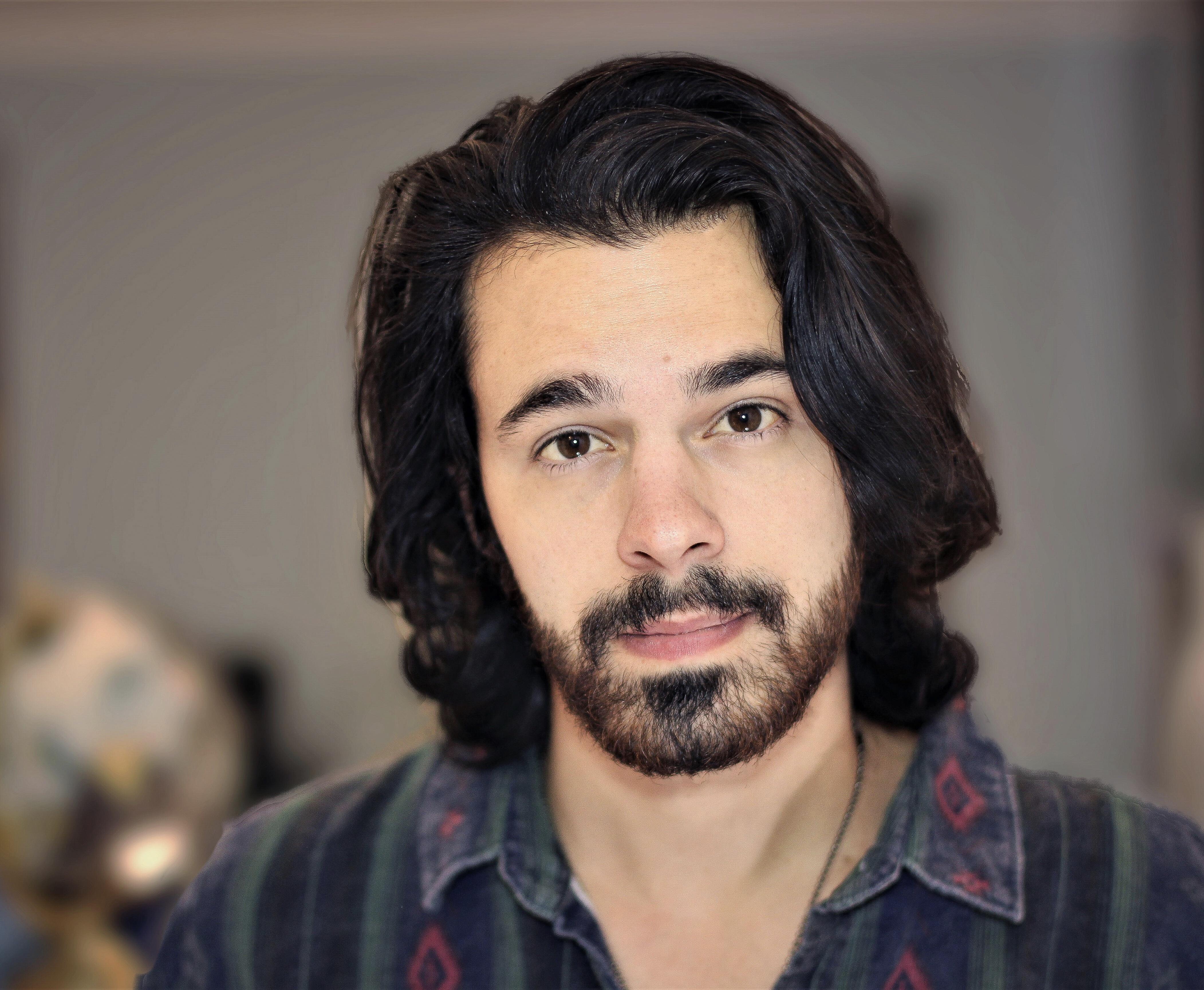 actor Michael Robert Anderson large photo