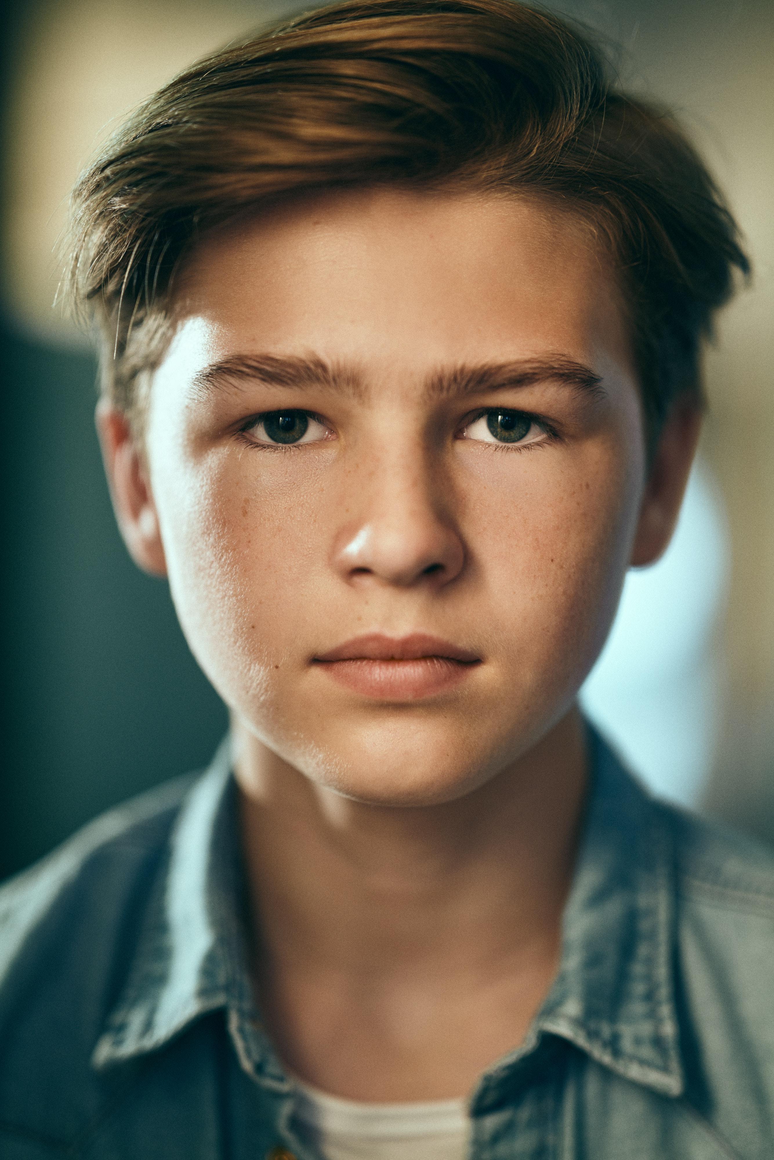 actor Raphael Vicas large photo