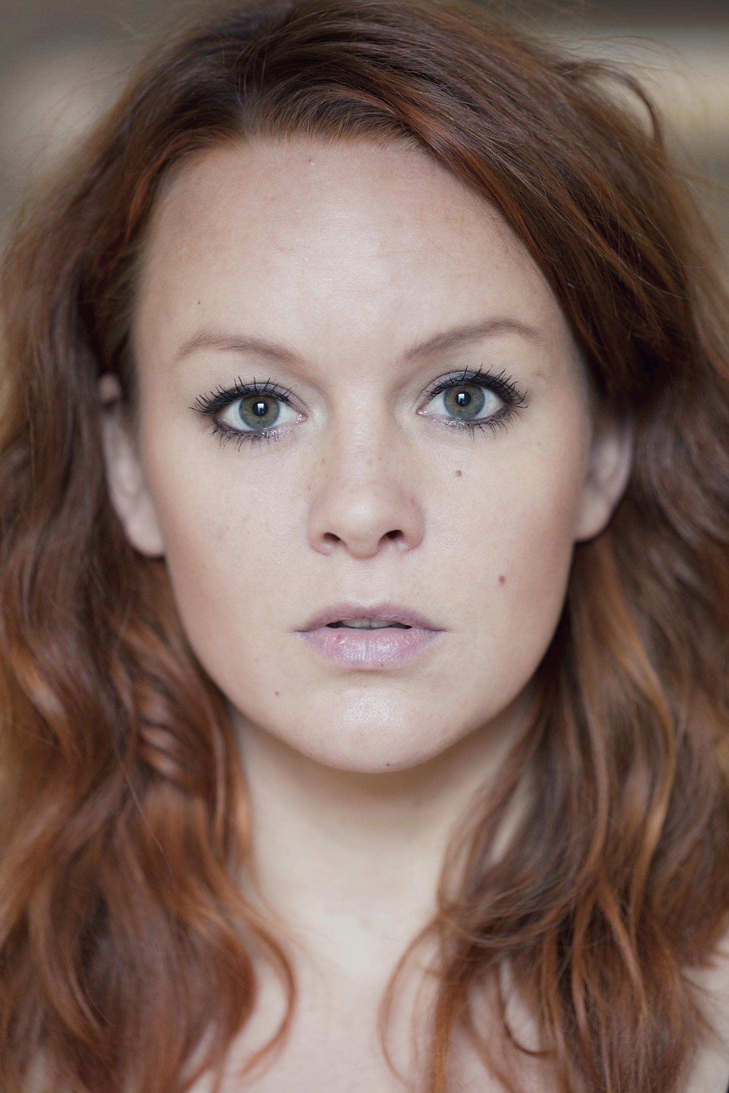 actor Juliette van Ardenne large photo