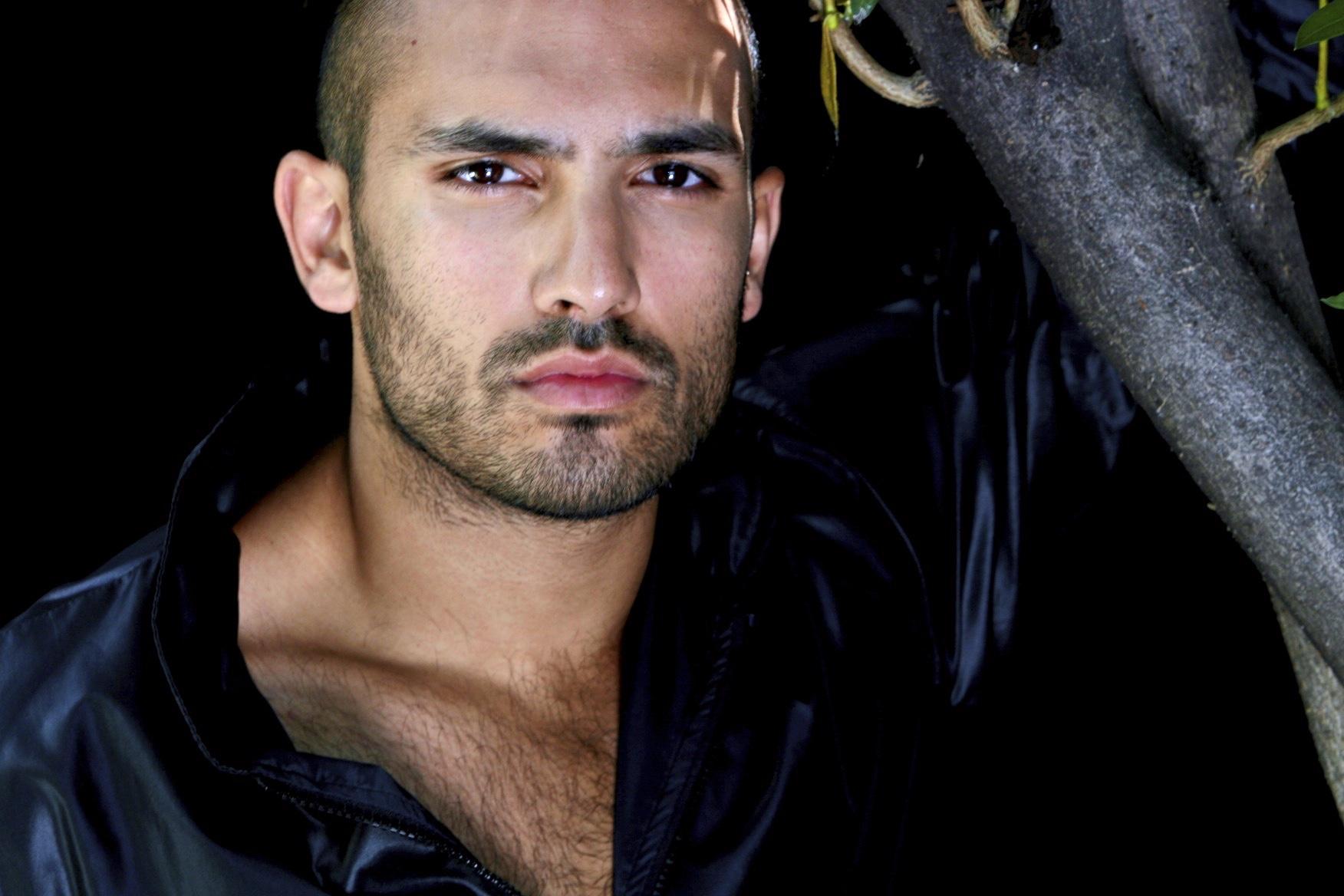 actor Hadrian Howard large photo