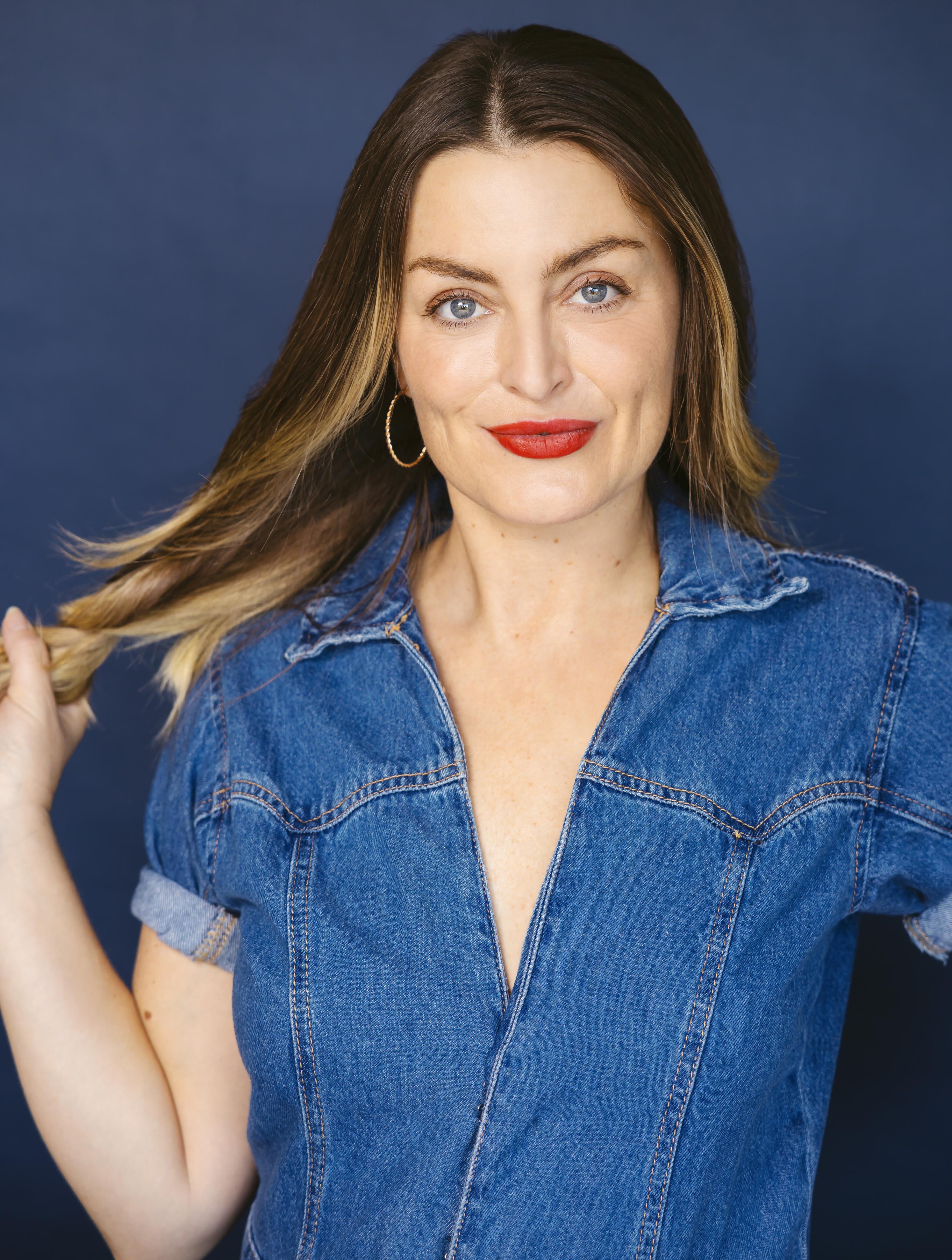 actor Deb Foster large photo