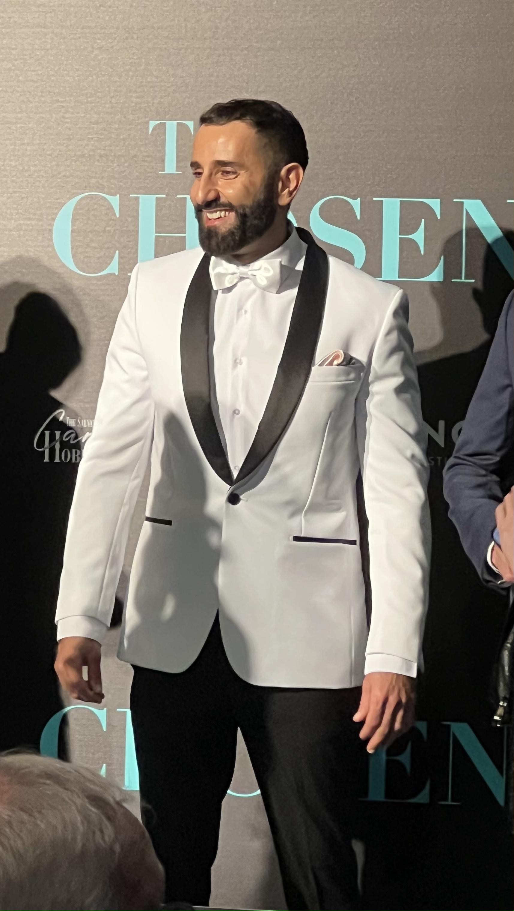 actor Nick Shakoour large photo