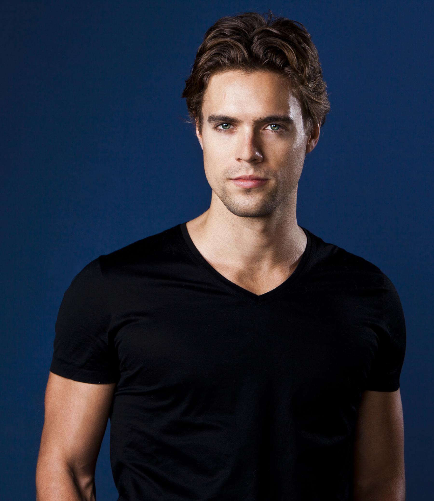 actor Jordan Hudyma large photo