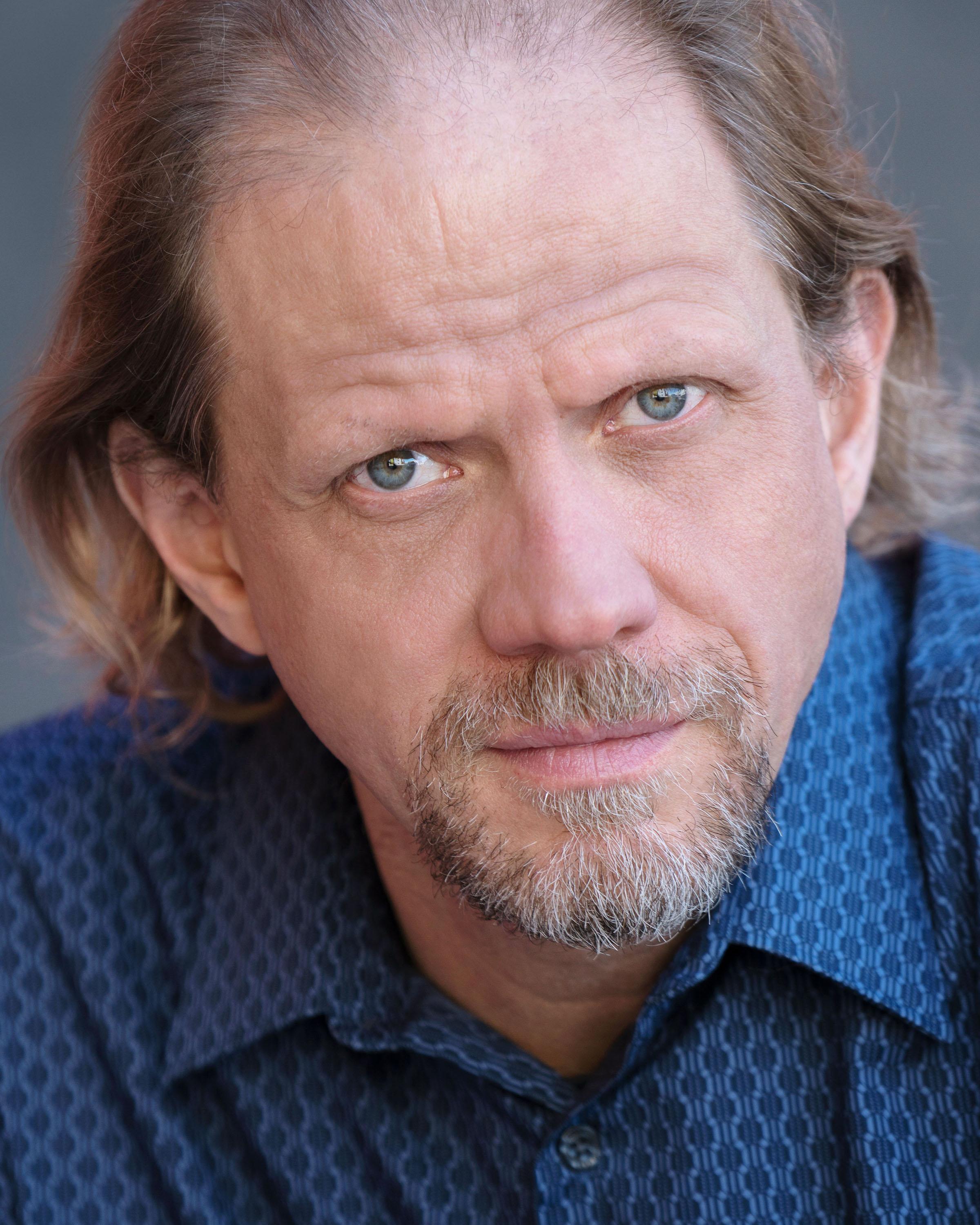 actor Adam Lewis Harvey large photo