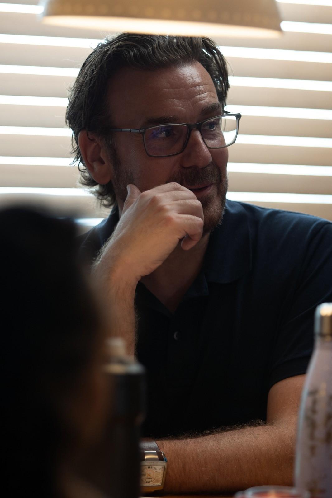 actor Keith Eyles large photo