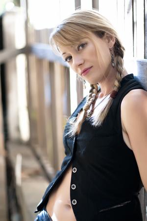 actor Jena Carpenter large photo