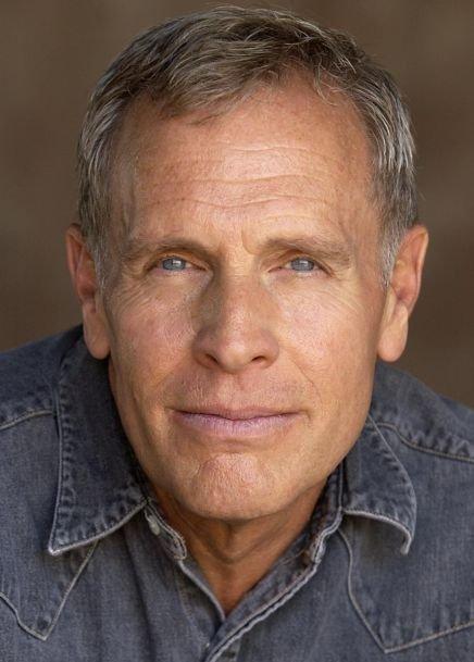 actor Bob Rue large photo