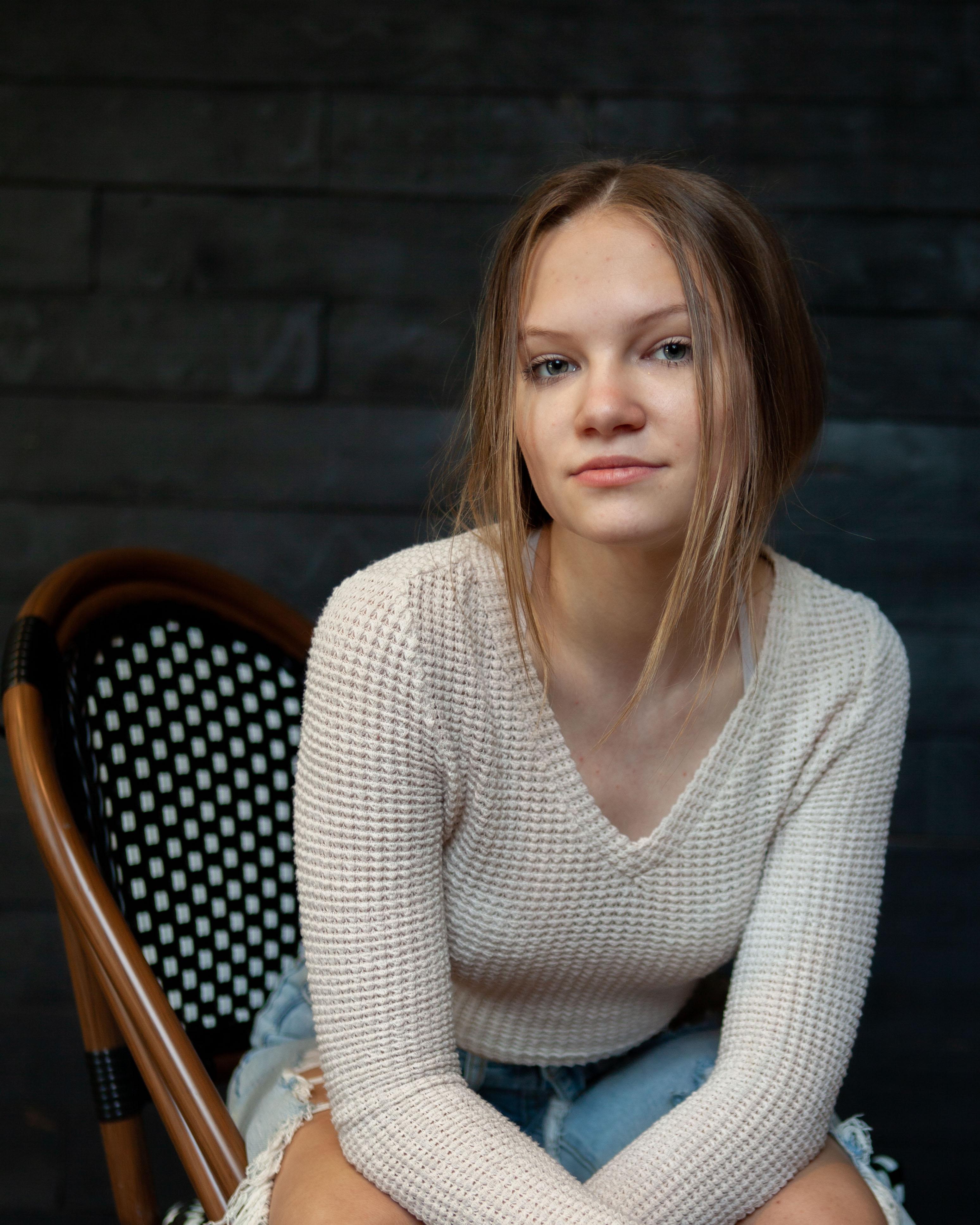 actor AnnaBelle Collins large photo