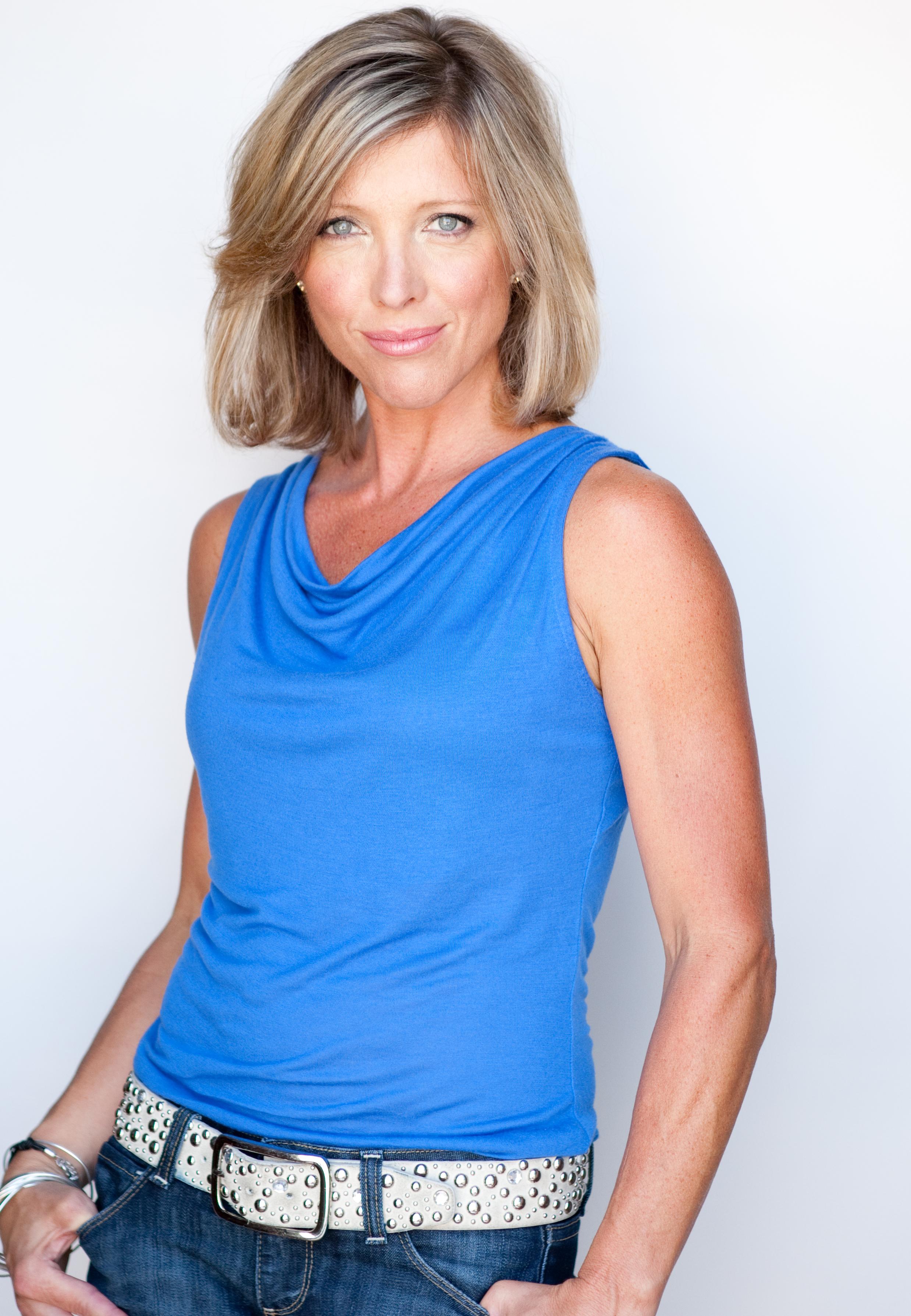 actor Lia D. Mortensen large photo