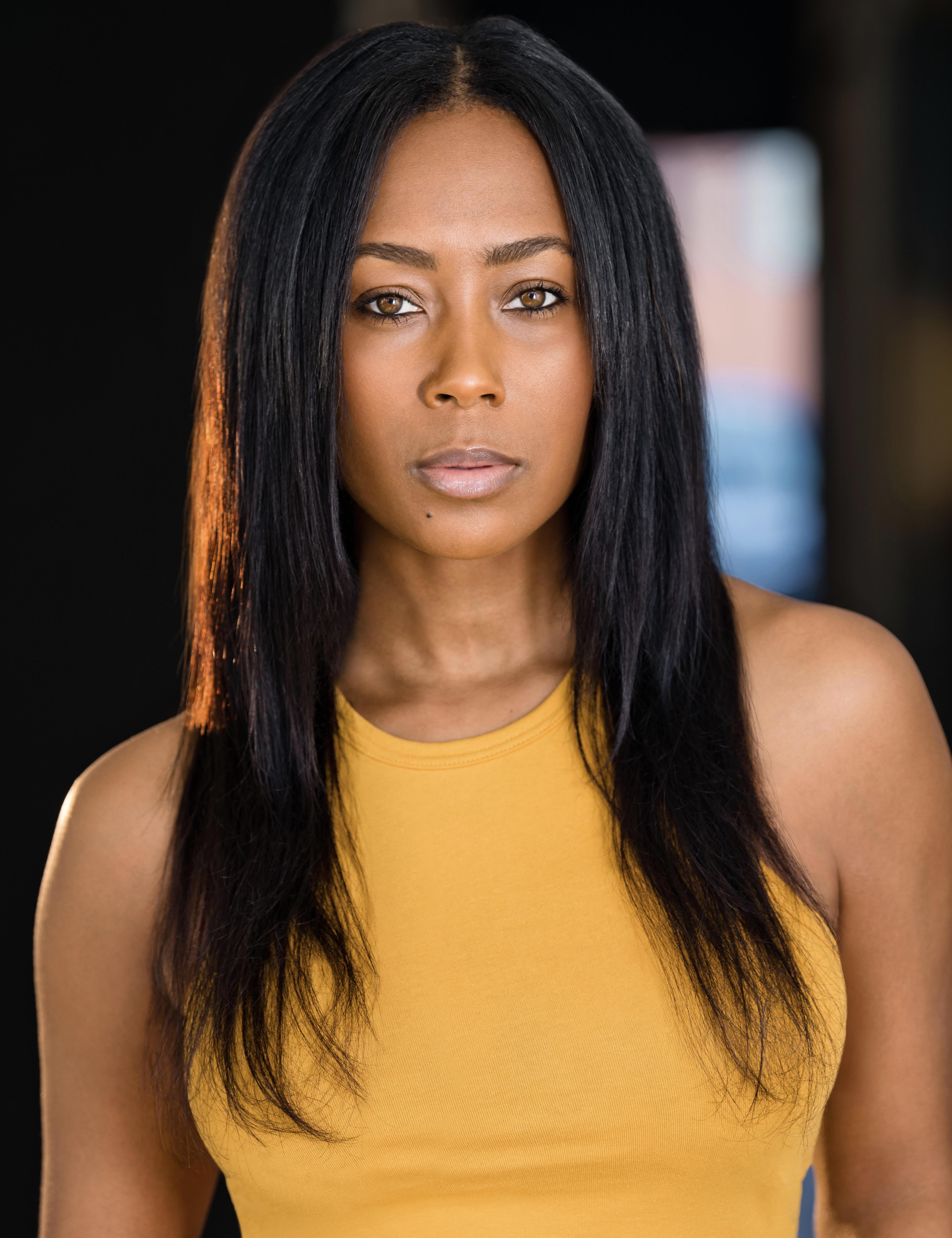 actor Cameo Sherrell large photo