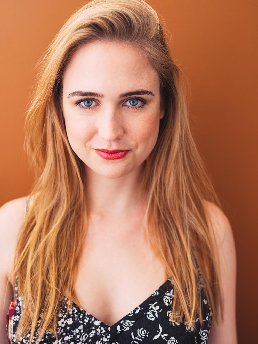 actor Sarah O'Sullivan large photo