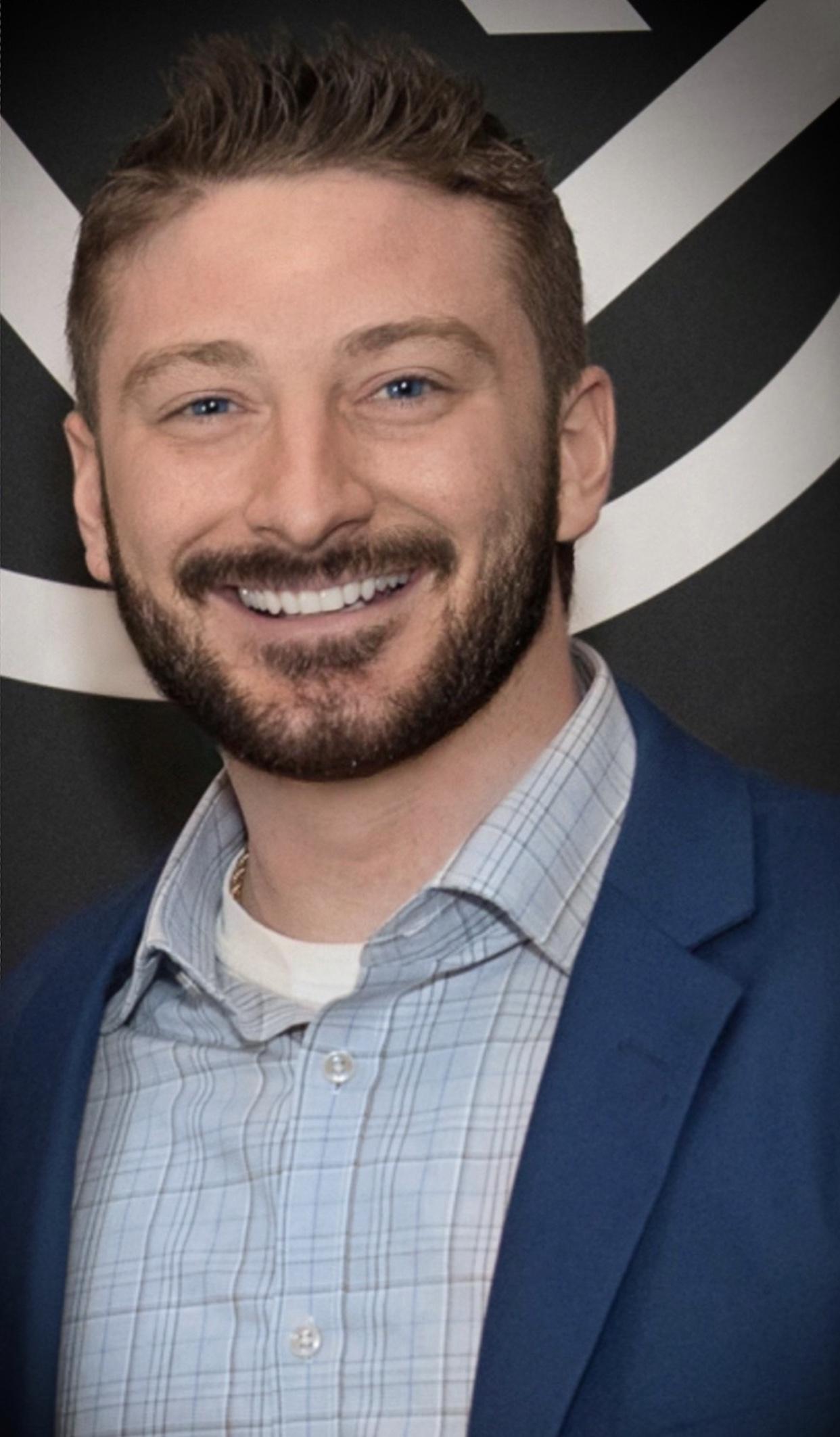 actor Michael Leavy large photo