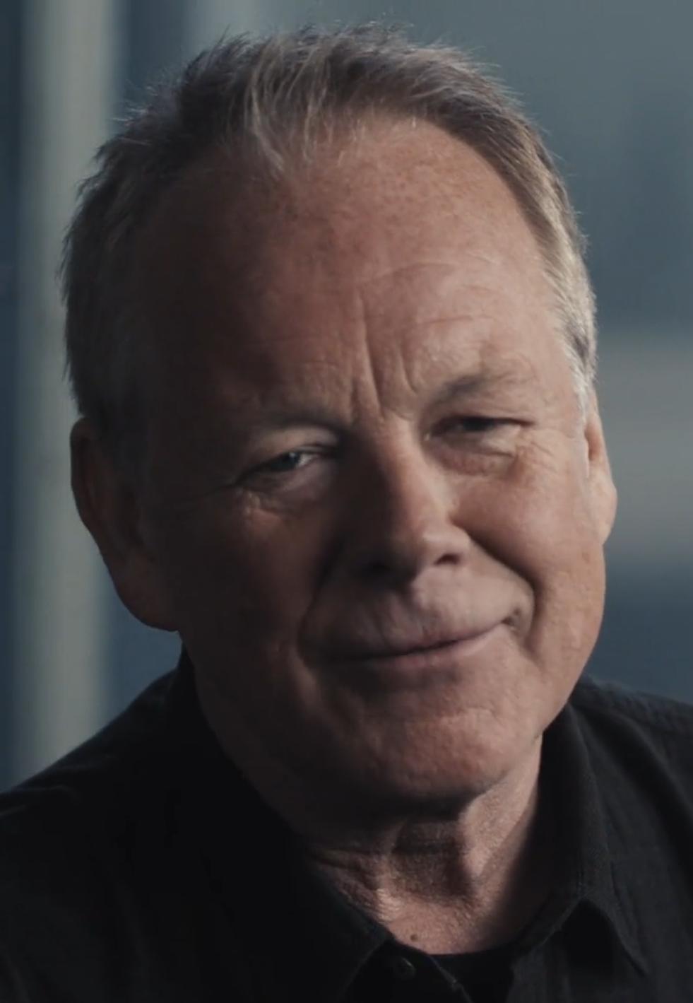 actor Bill Oakes large photo