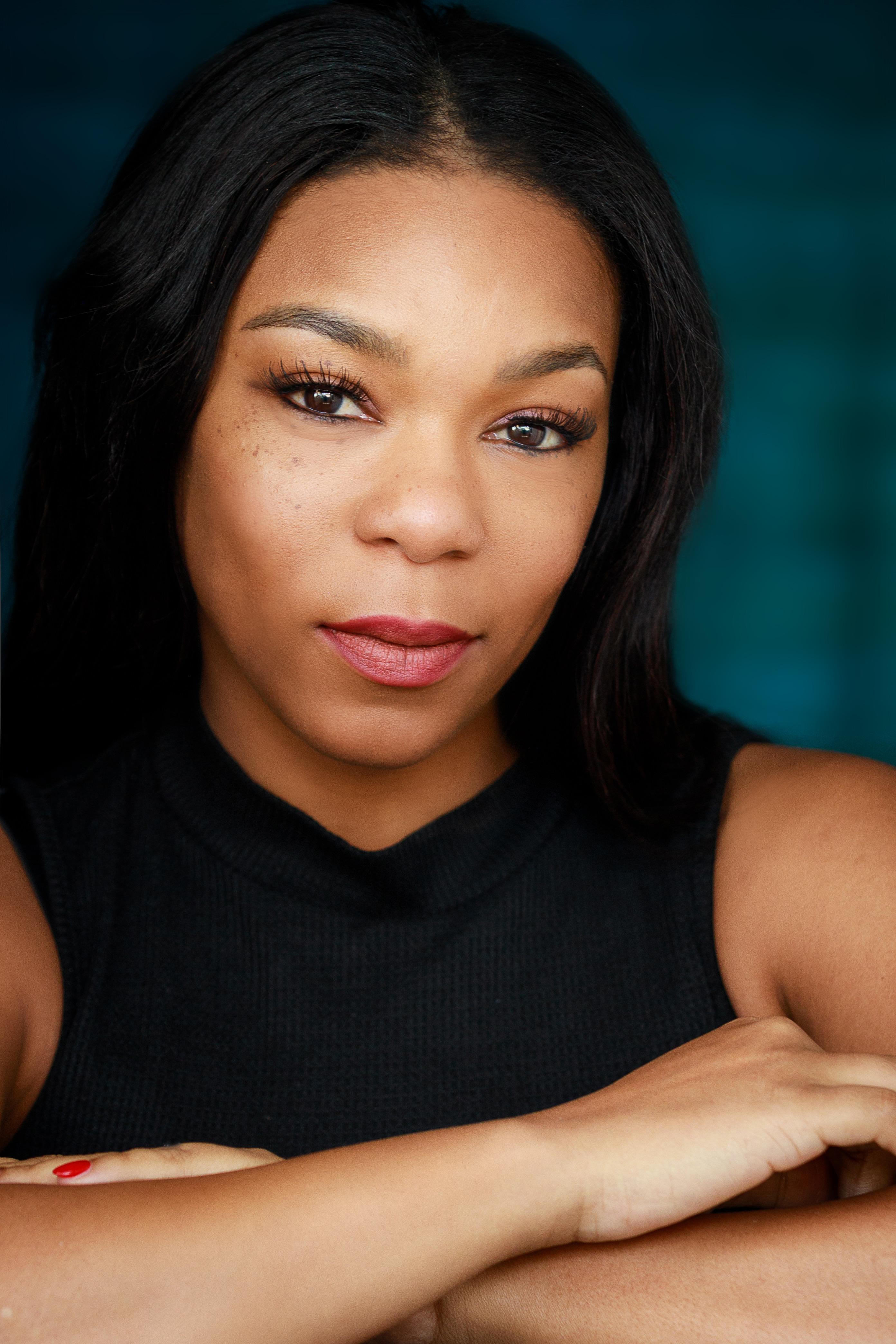 actor Taelyn Lewis large photo