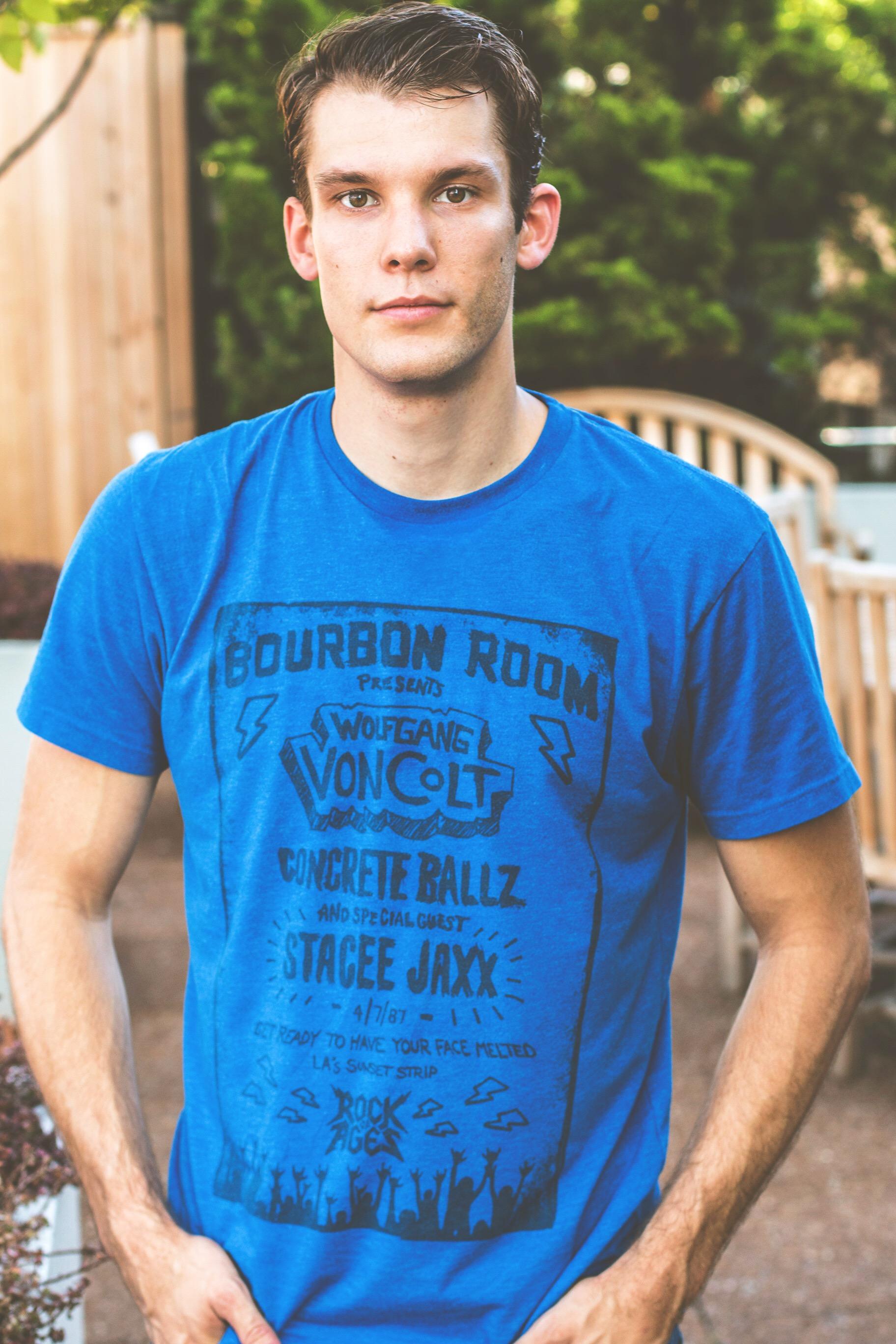 actor Carlos Lopez large photo