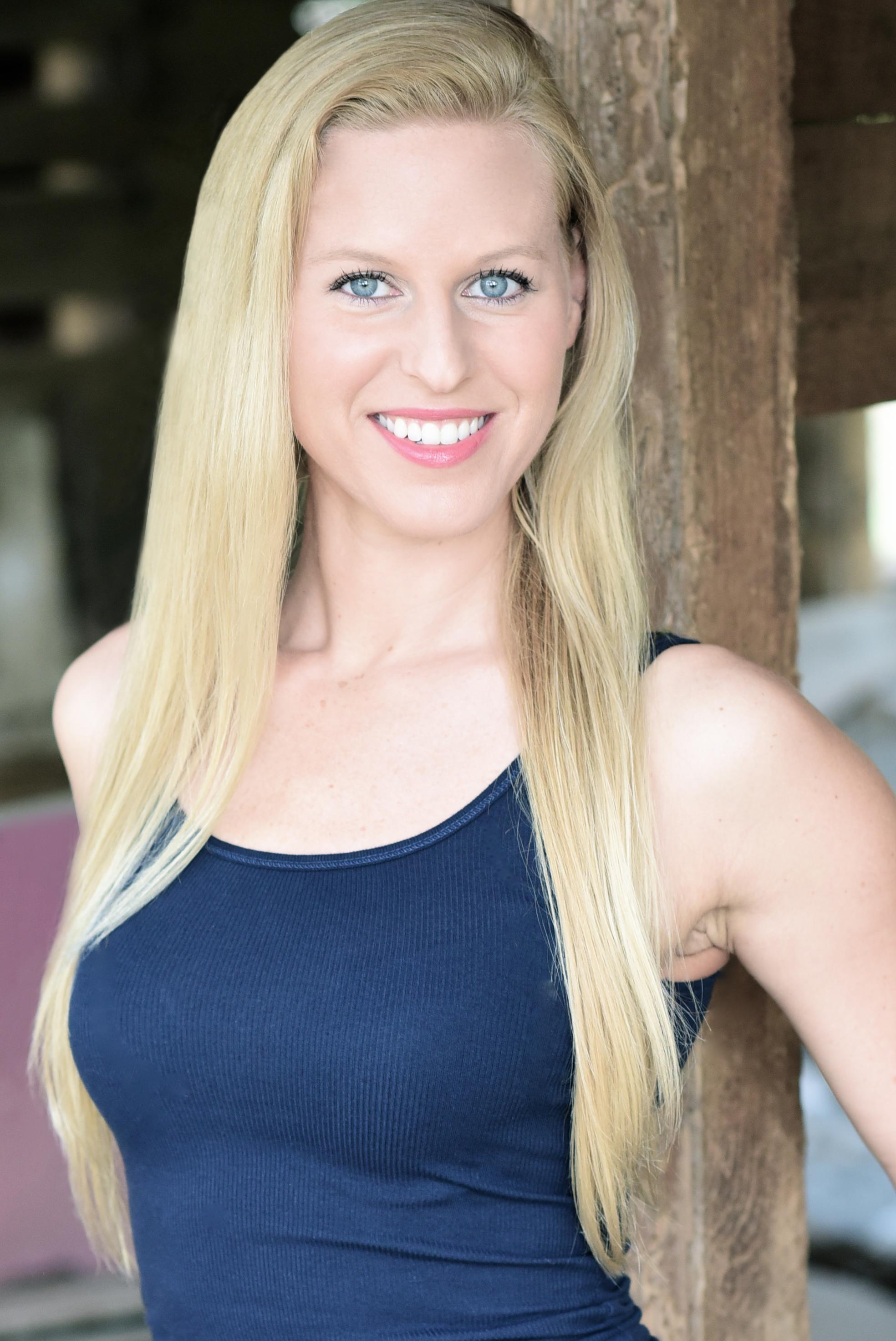 actor Amy Lynn Tuttle large photo