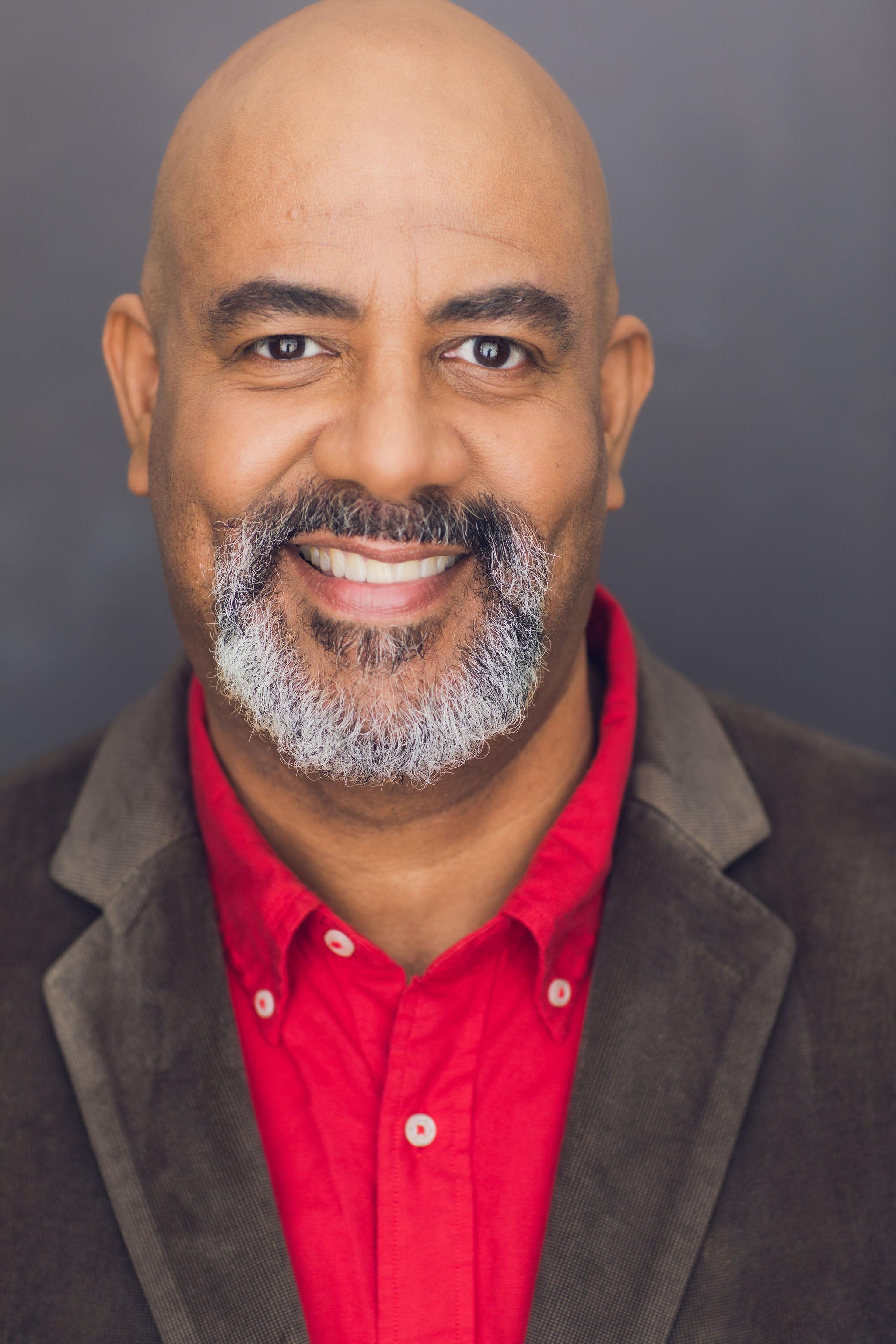 actor Bill Vila large photo