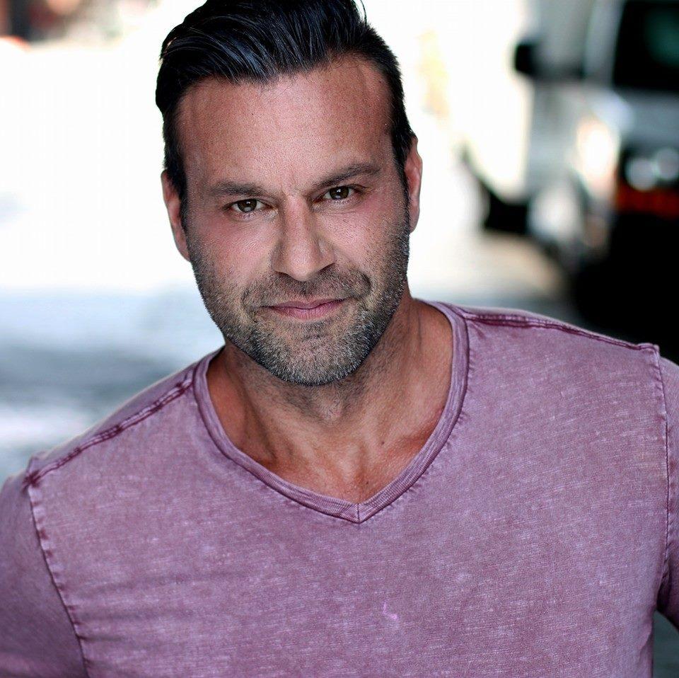 actor Steve Stanulis large photo