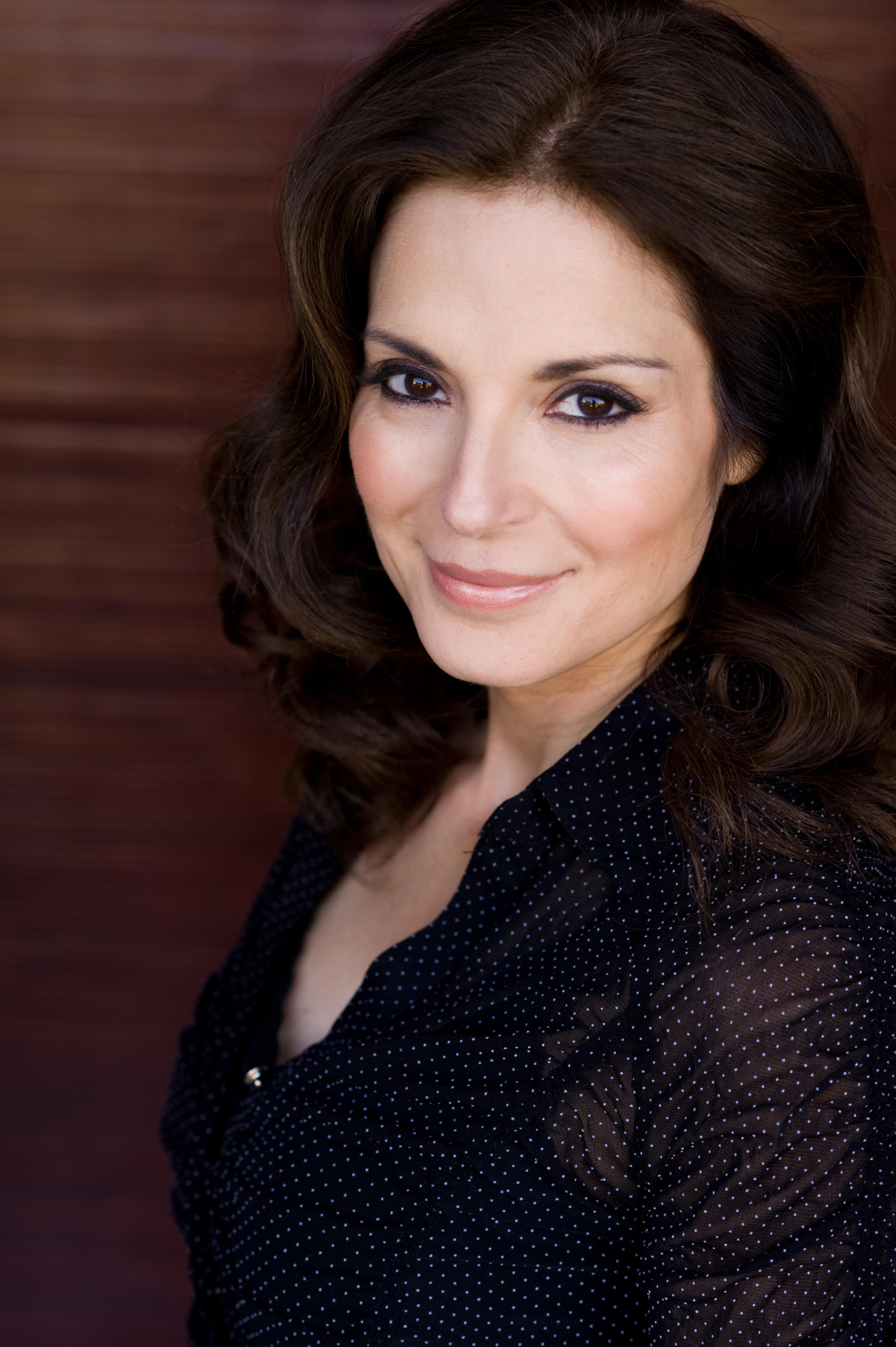 actor Marie Caldare large photo