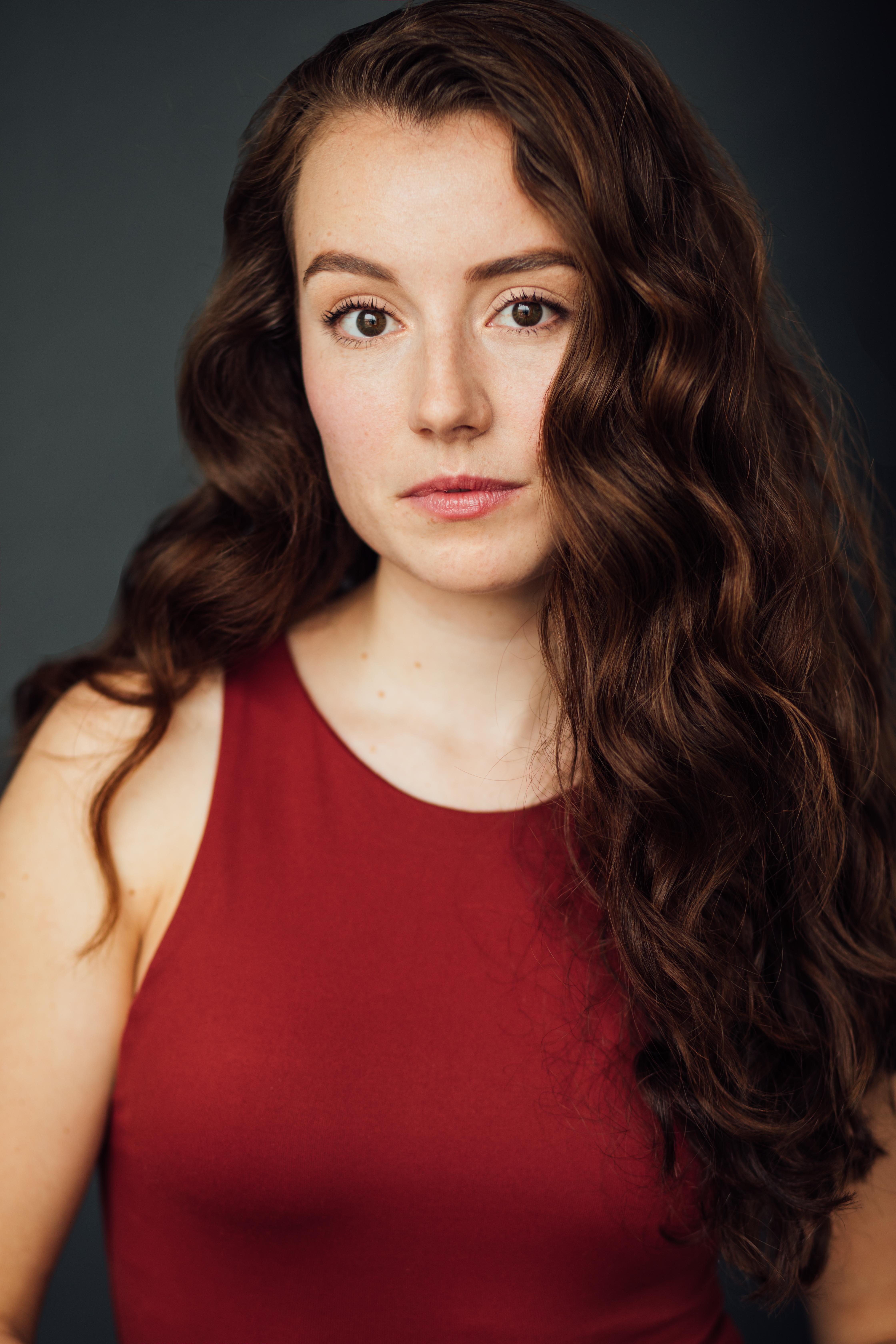 actor Rachel VanDuzer large photo