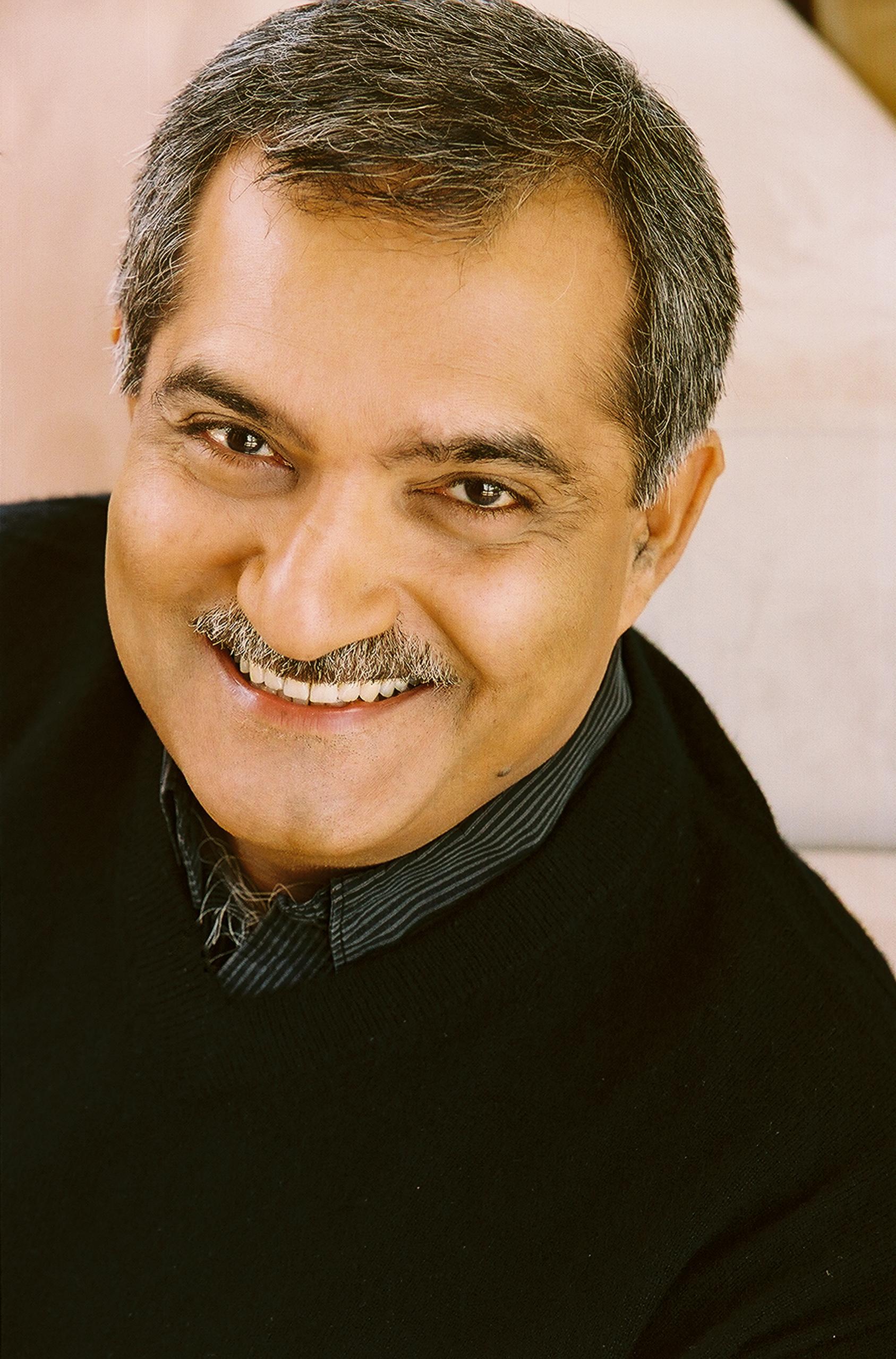 actor Kapil Bawa large photo