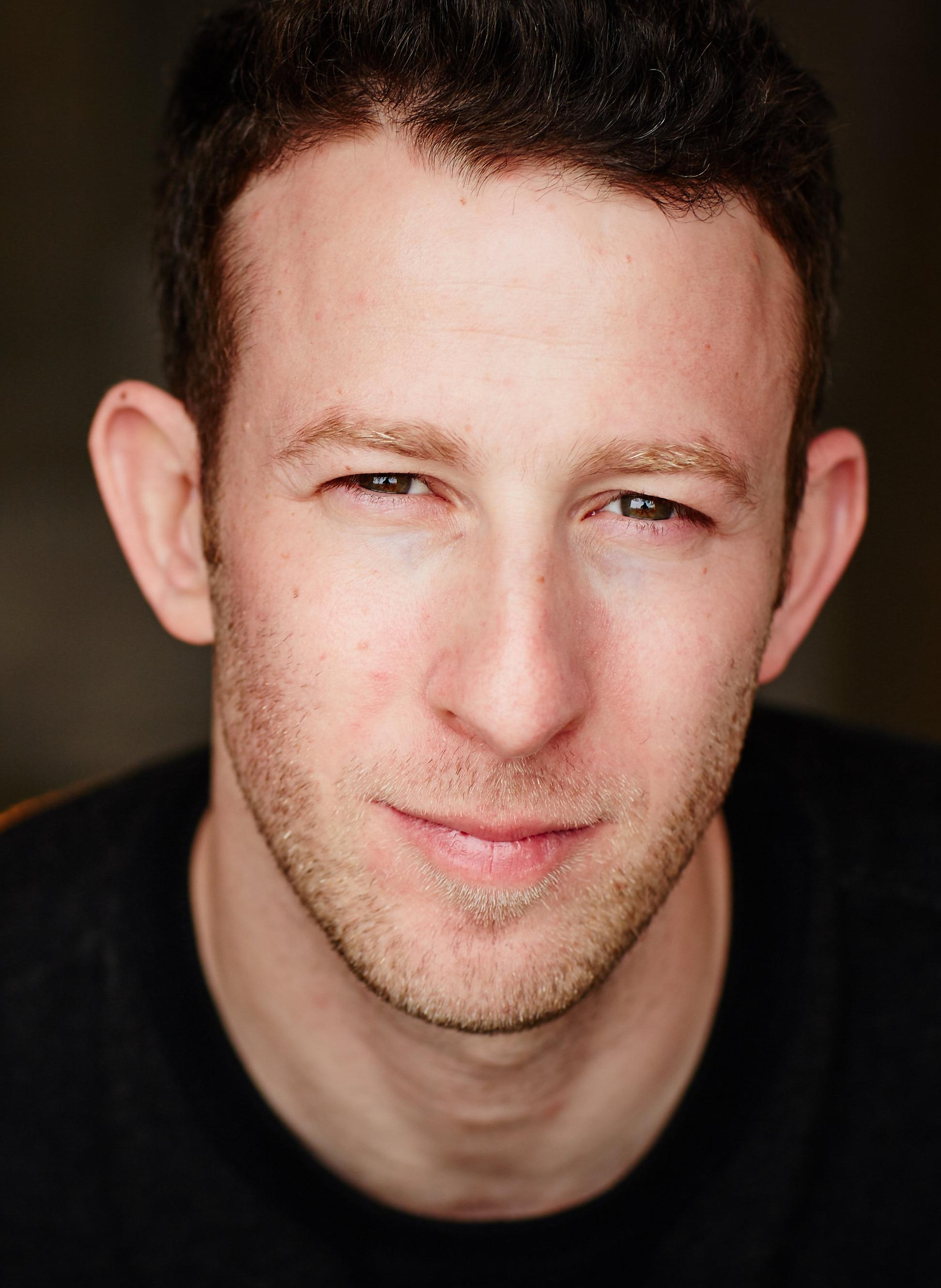 actor Nick Blaemire large photo