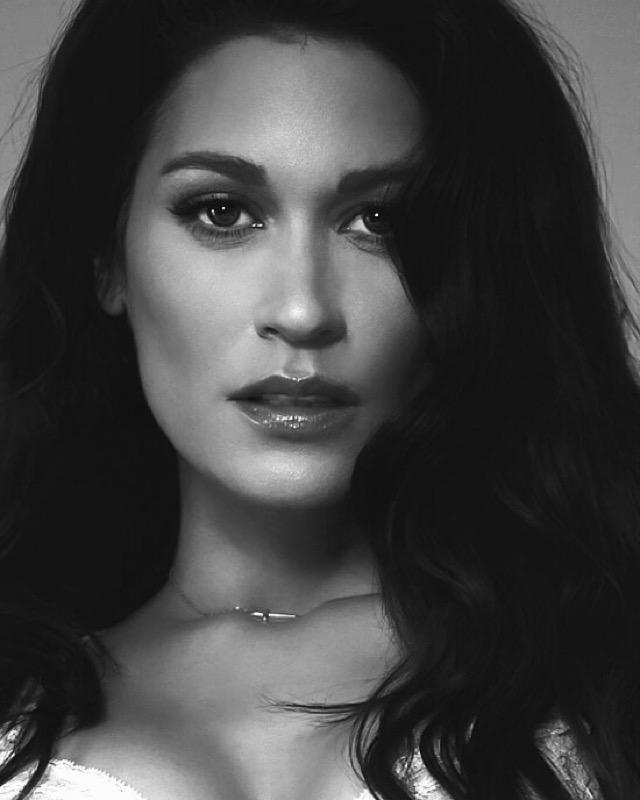 actor Kelly Brannigan large photo