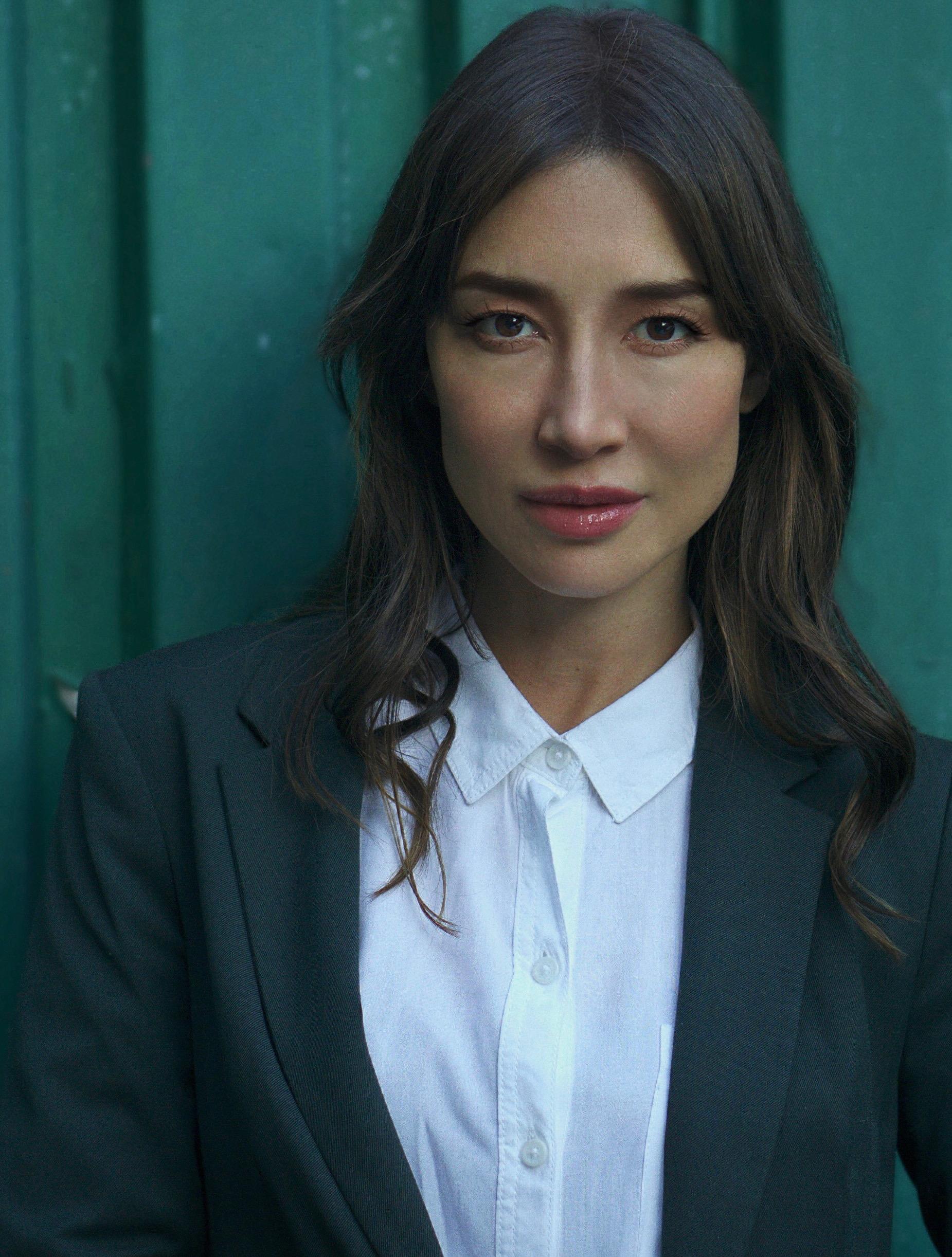 actor Meiling Melançon large photo