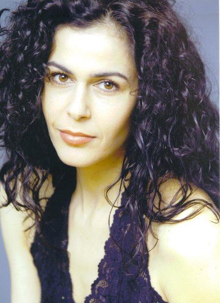 actor Shanyn Asmar large photo