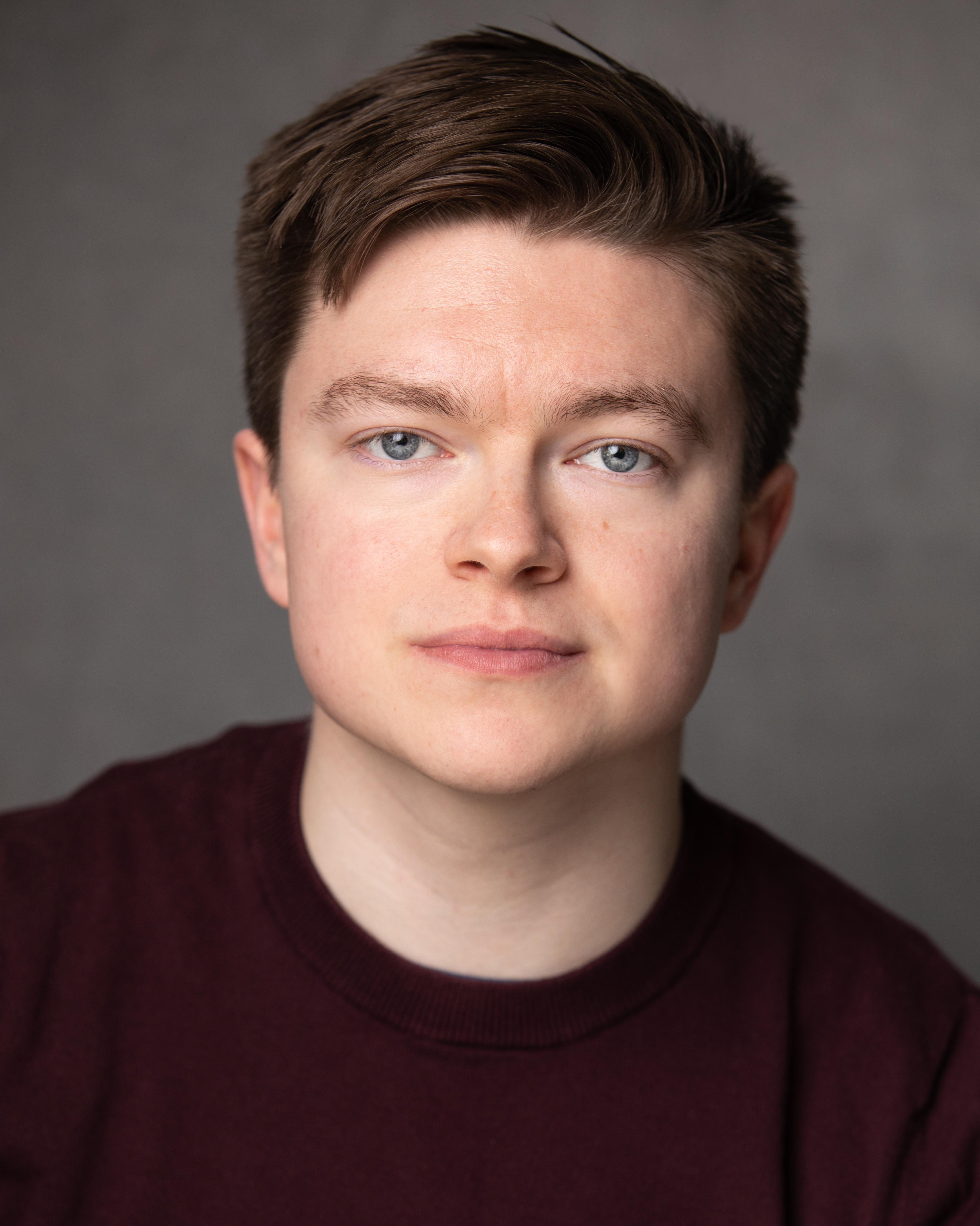 actor Matt Hansen large photo