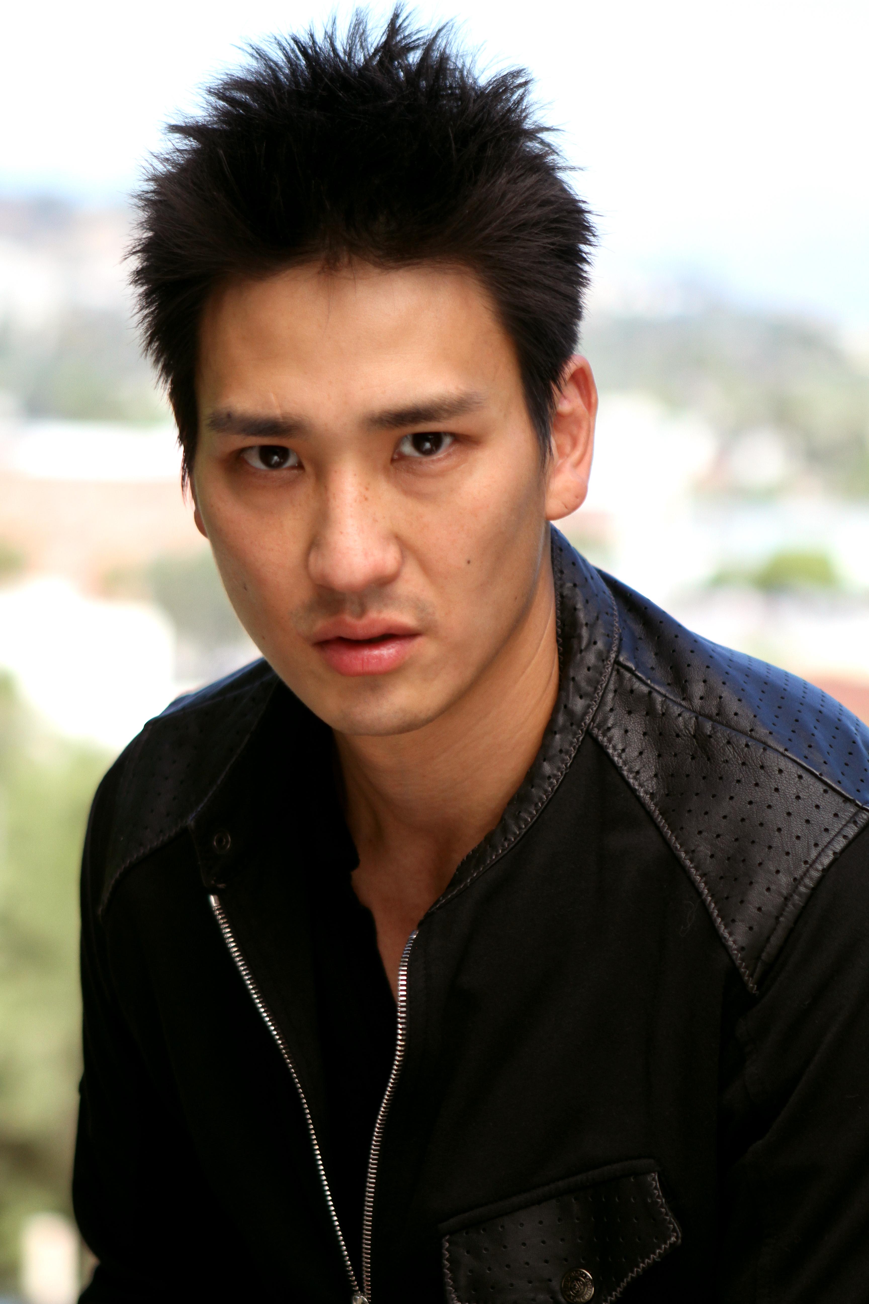 actor TJ Kayama large photo