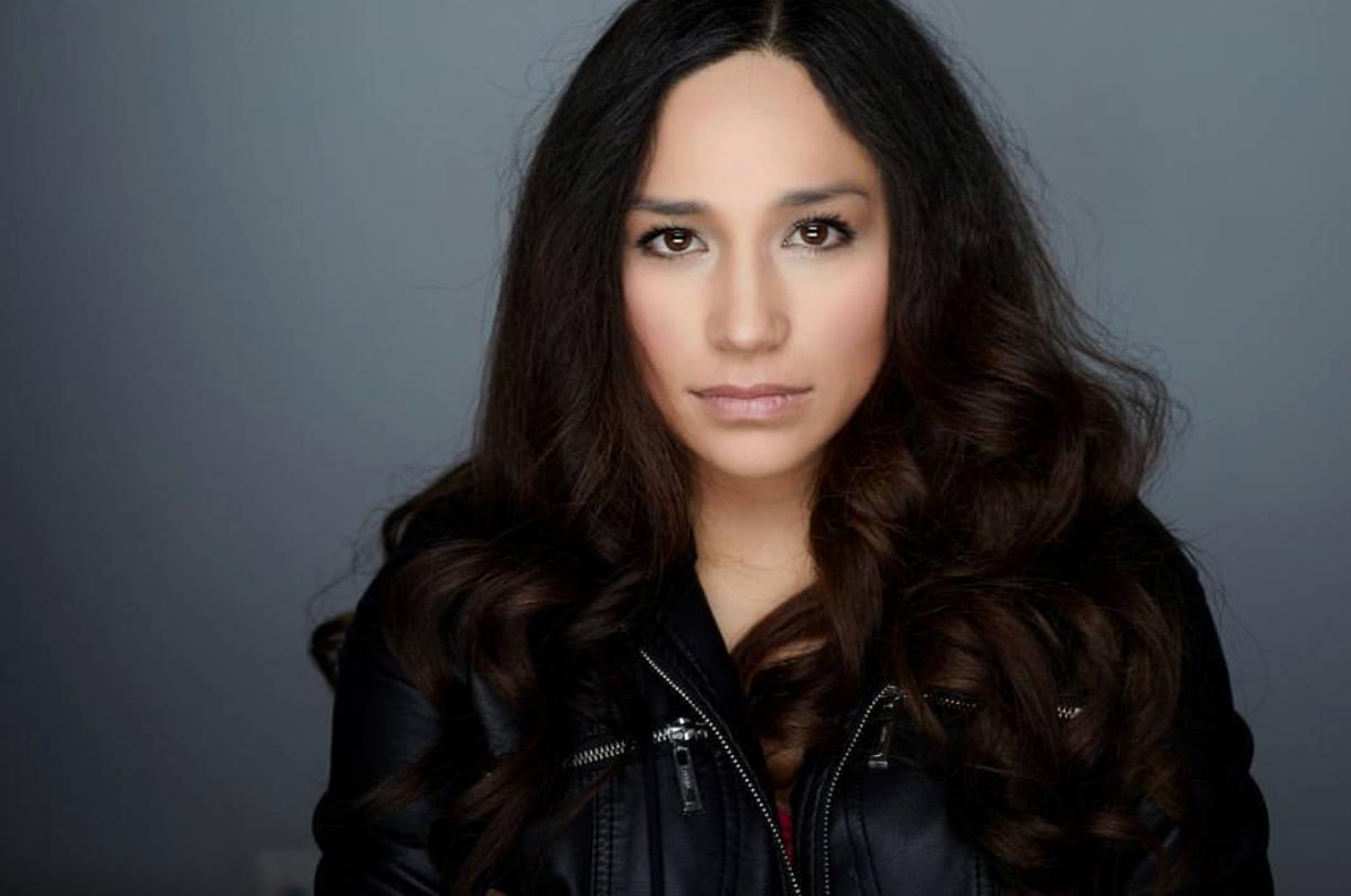 actor Janet Lopez large photo