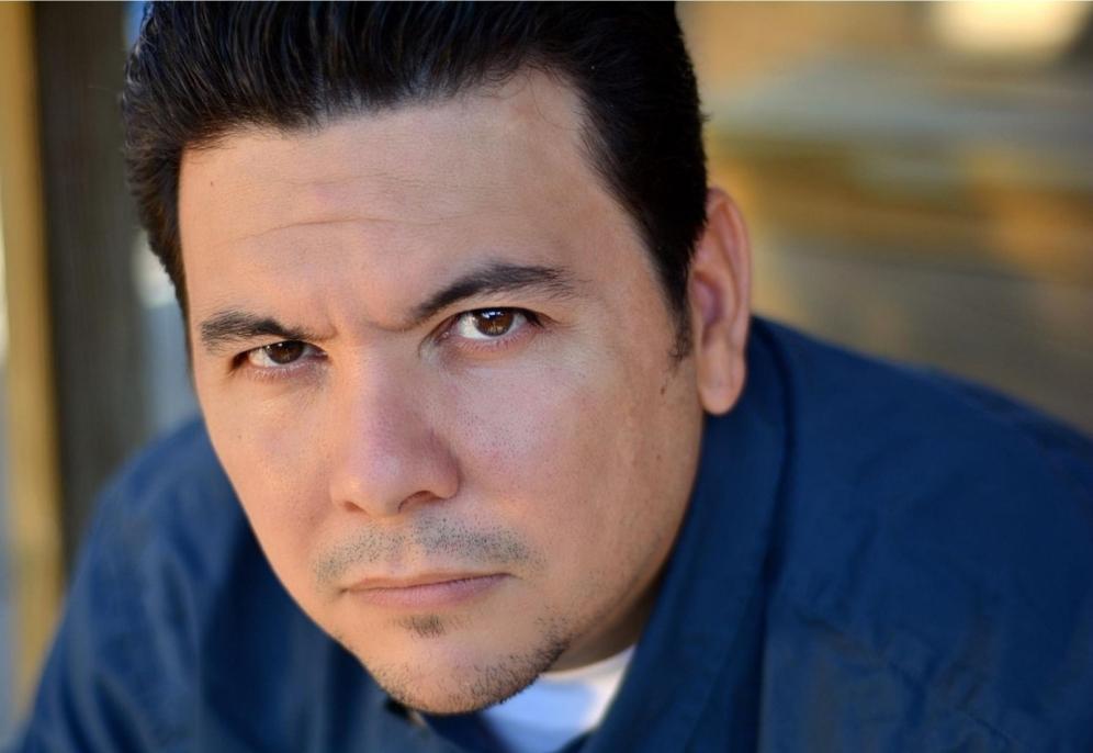 actor Dion Orta large photo