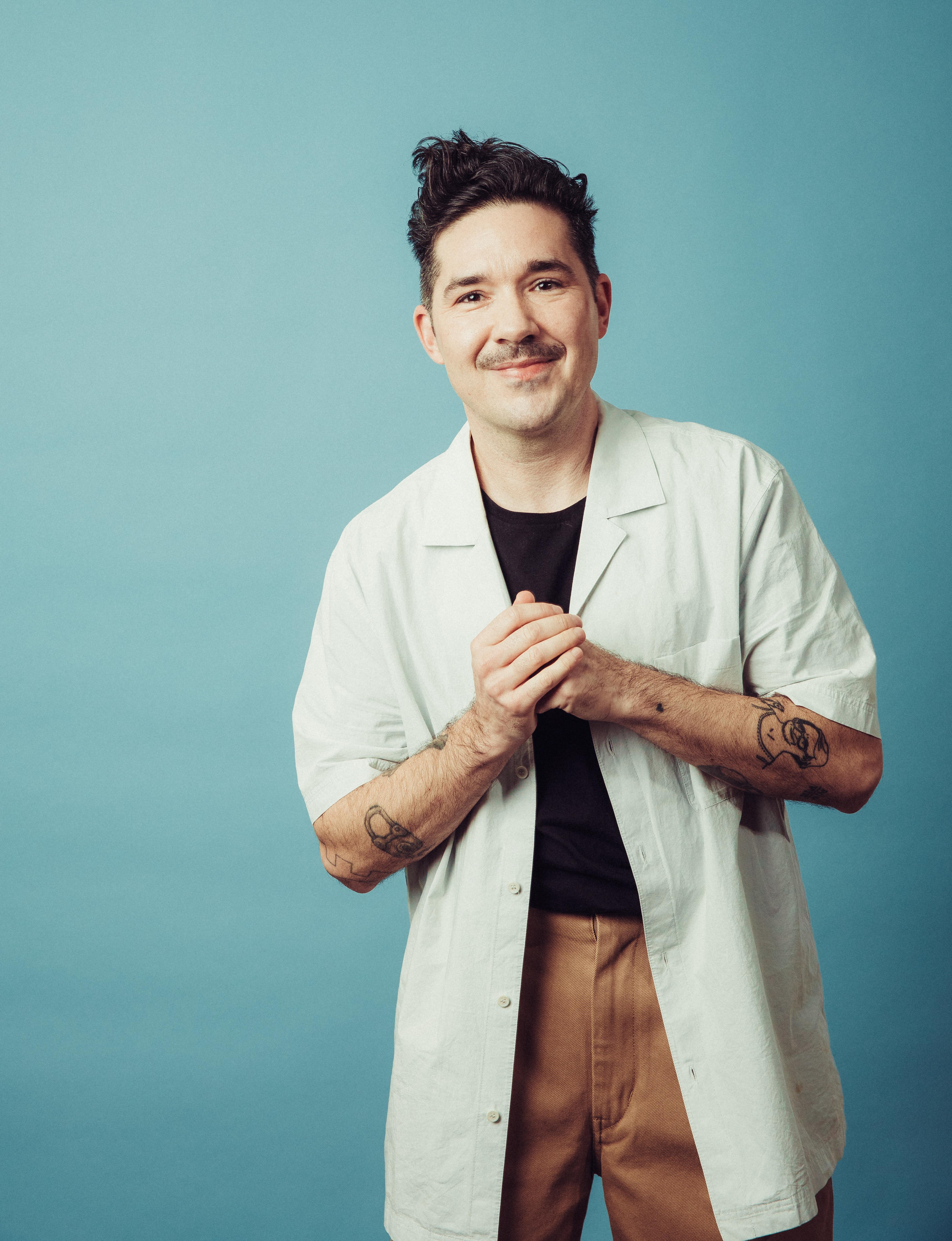 actor Amos Mac large photo