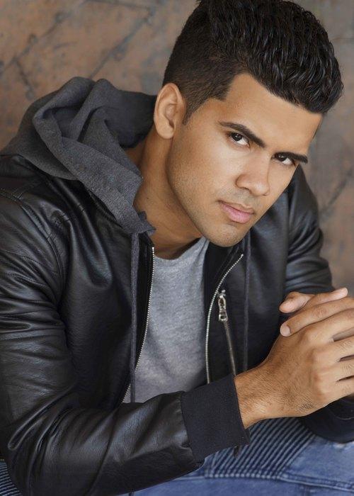 actor Nate Wyatt large photo