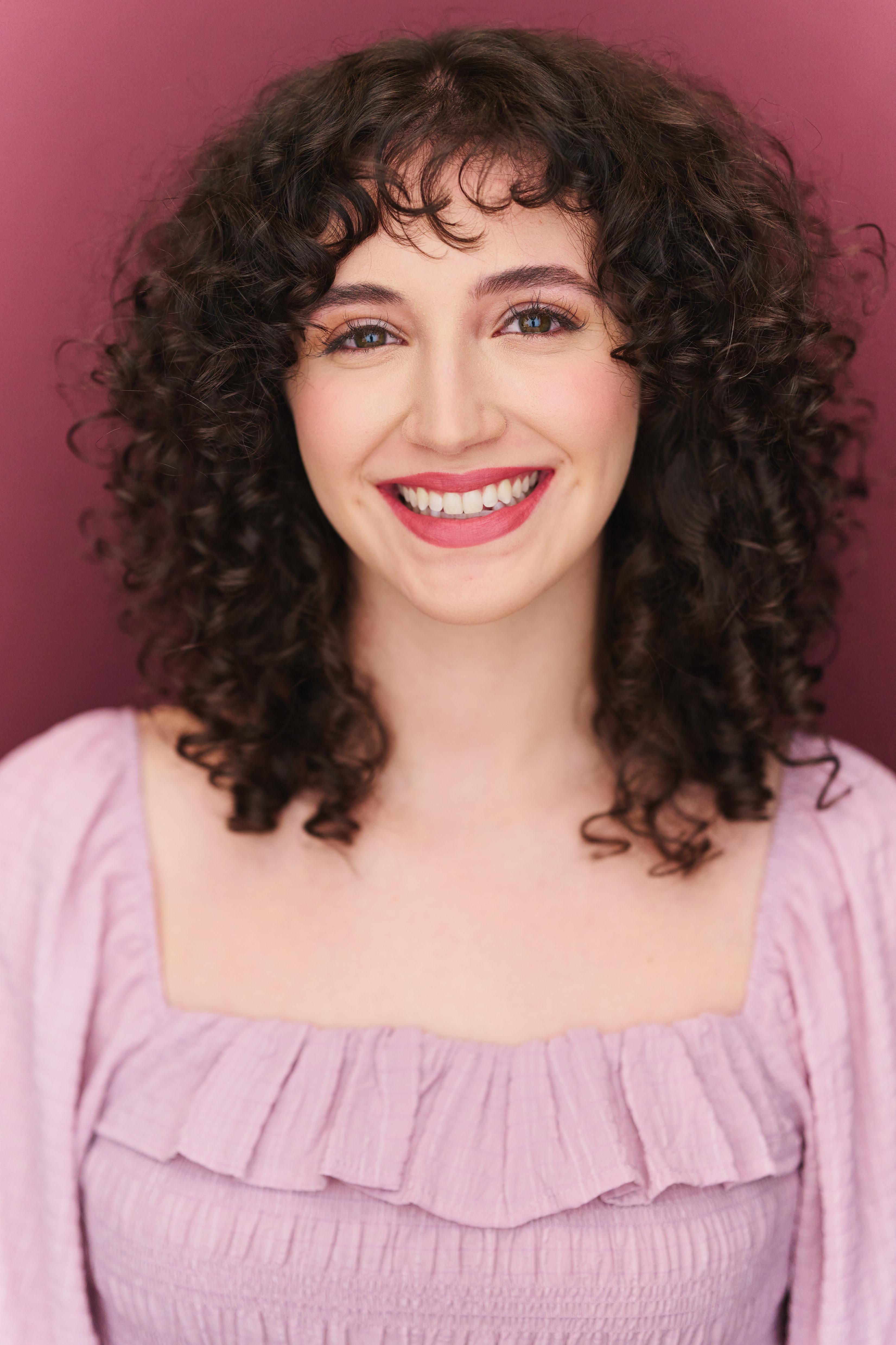 actor Hannah Hill large photo