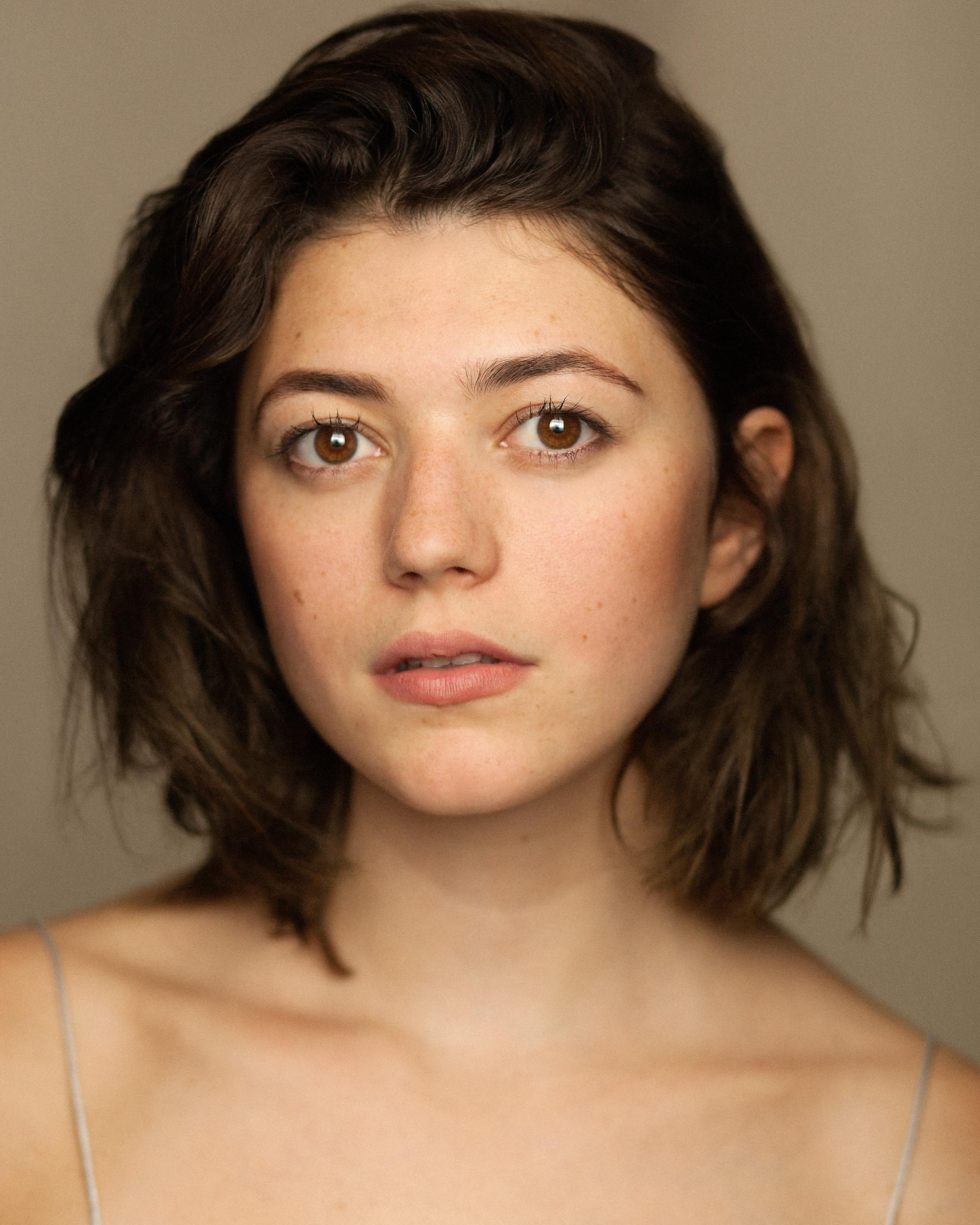 actor Jasmine Blackborow large photo