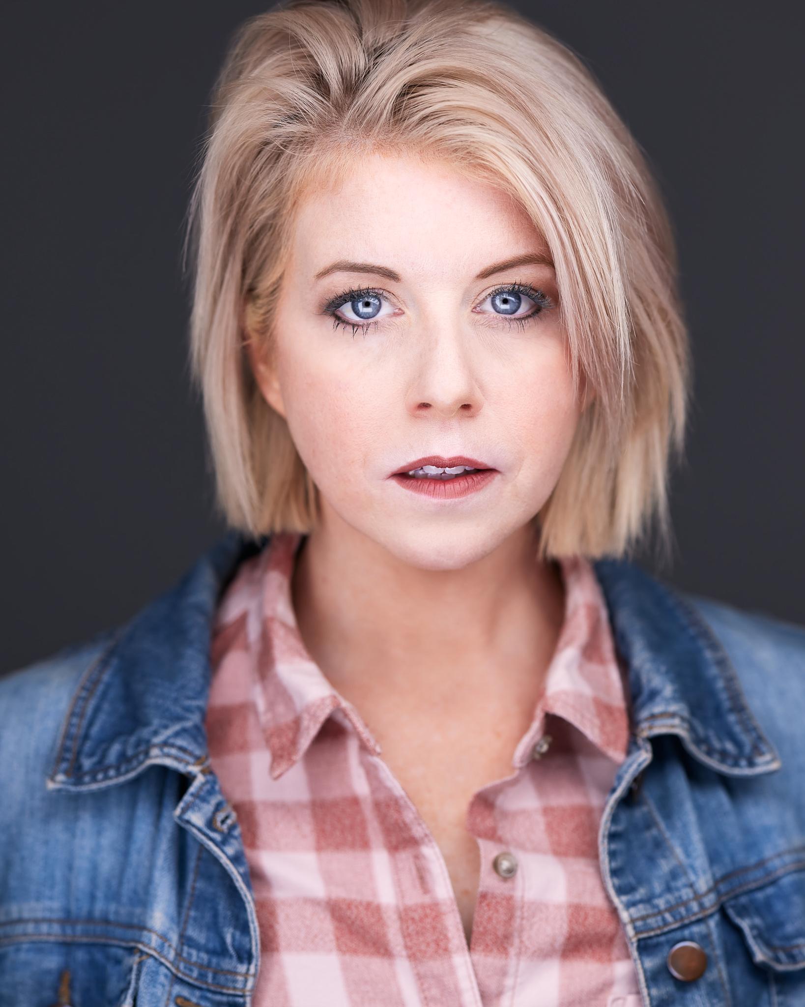 actor Sarah East large photo