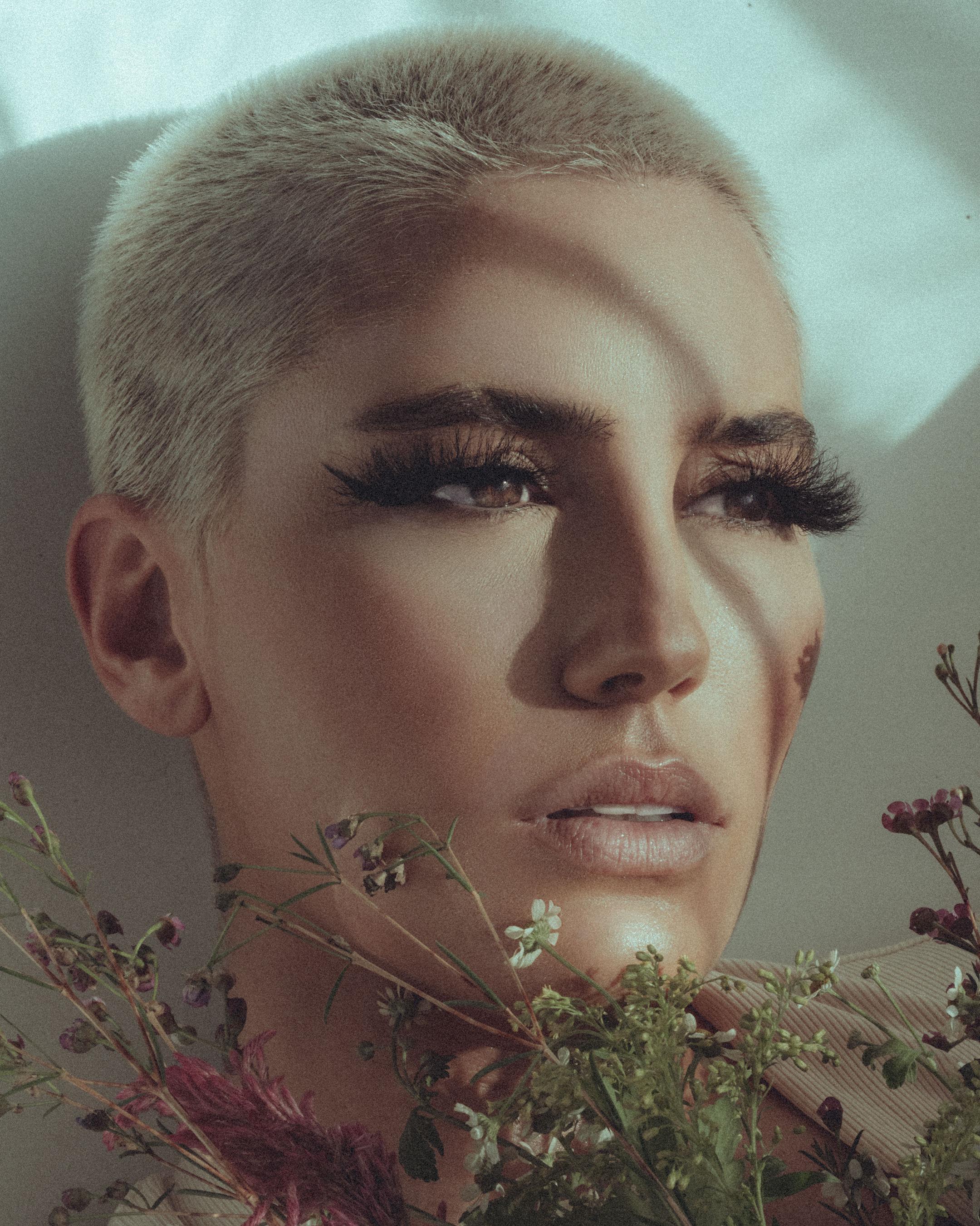 actor Remiara Eve large photo