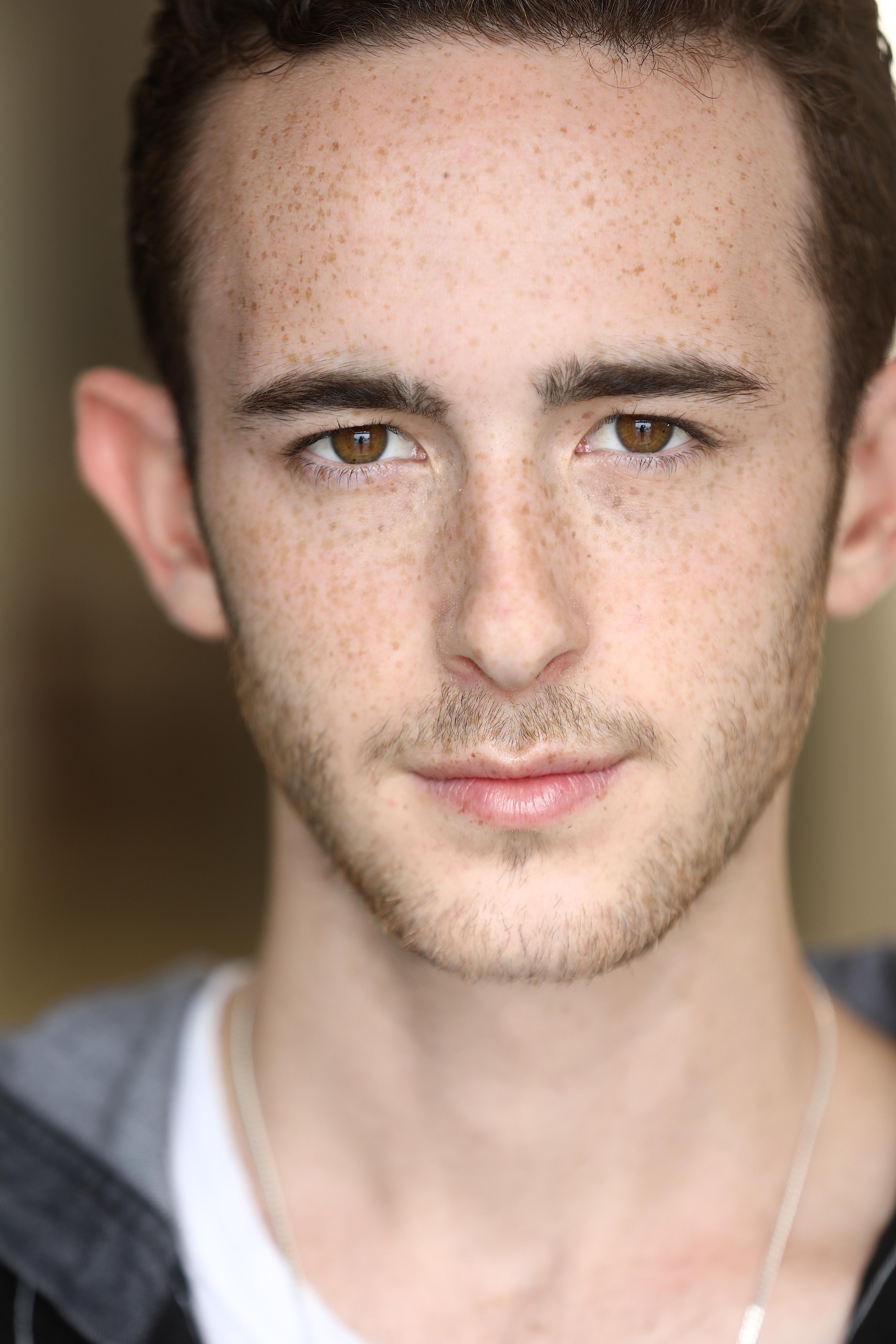 actor Sam Kindseth large photo