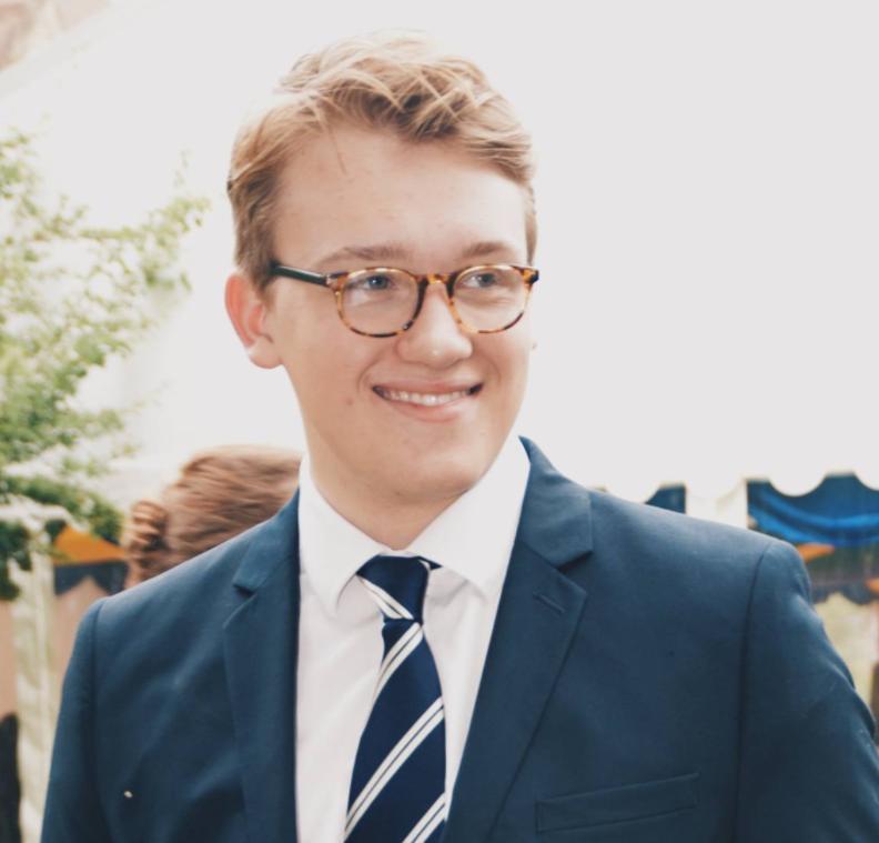 actor Giles Malcolm large photo