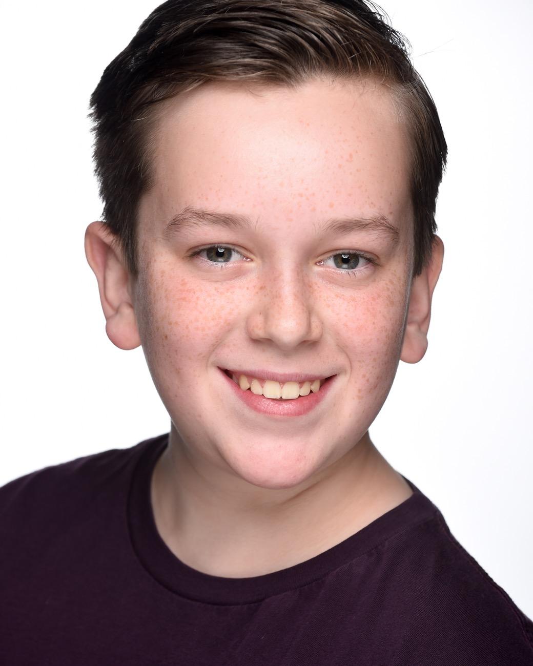 actor Oscar Sanders large photo