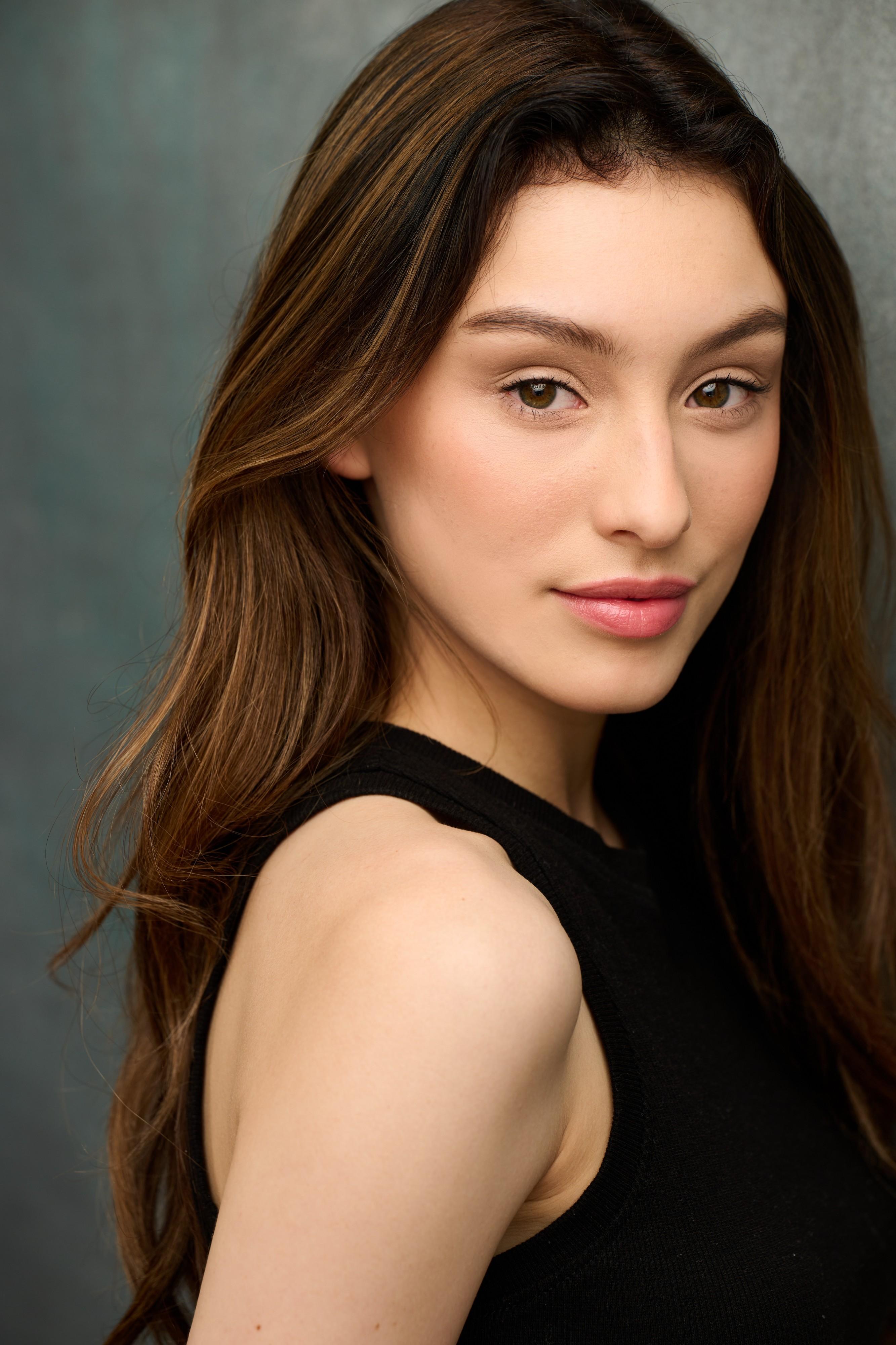 actor Jennifer Michele large photo