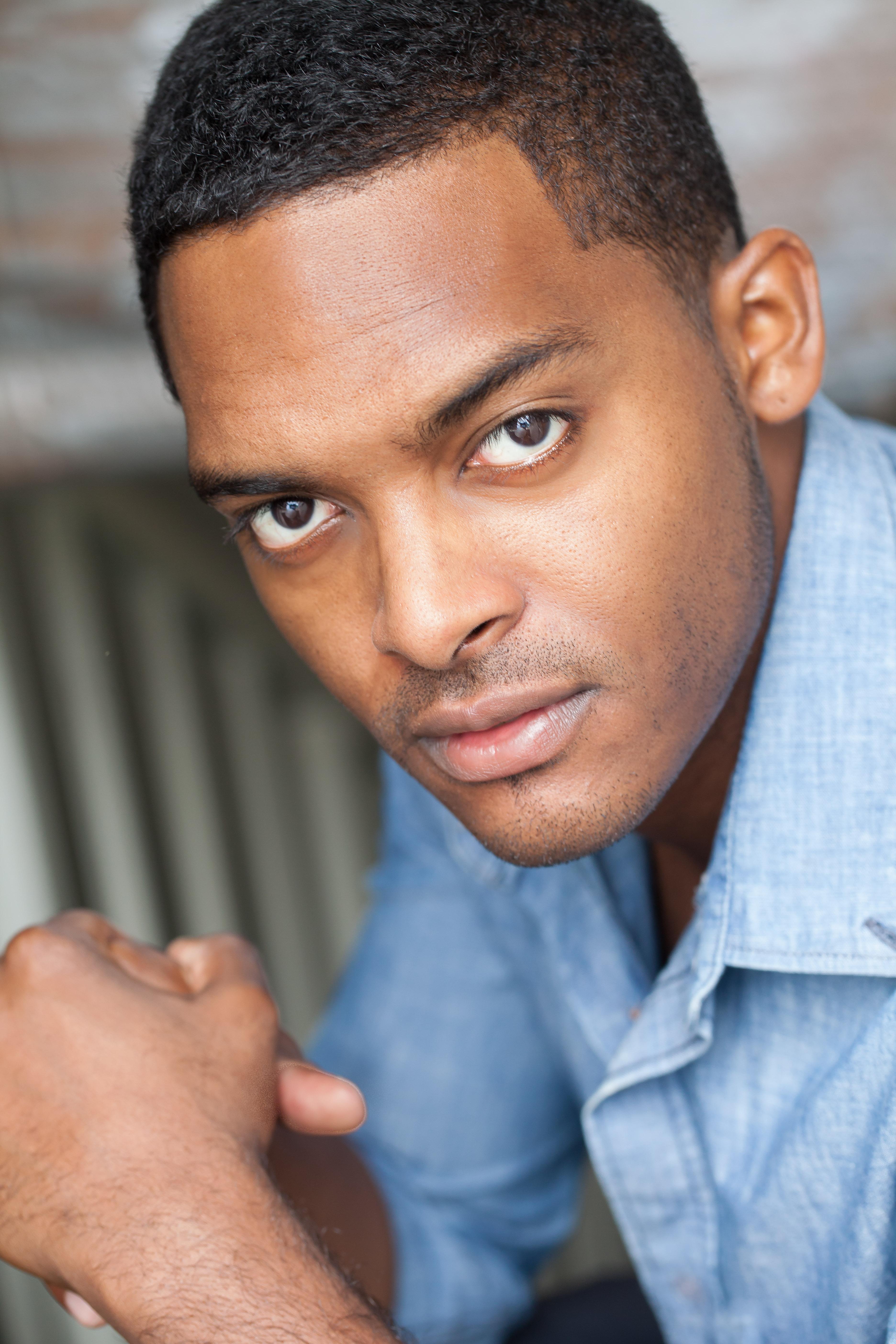 actor Dayton Sinkia large photo