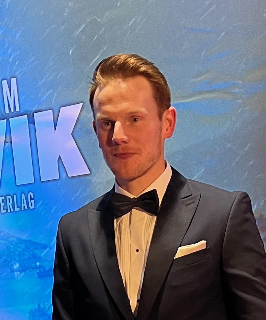 actor Magnus Dugdale large photo