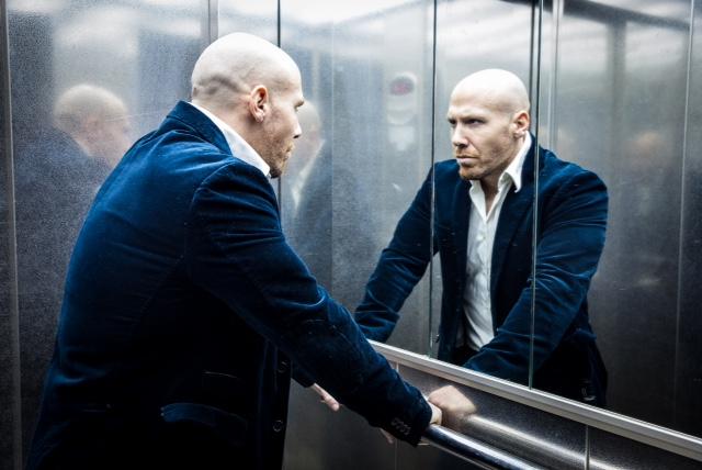 actor Aton large photo