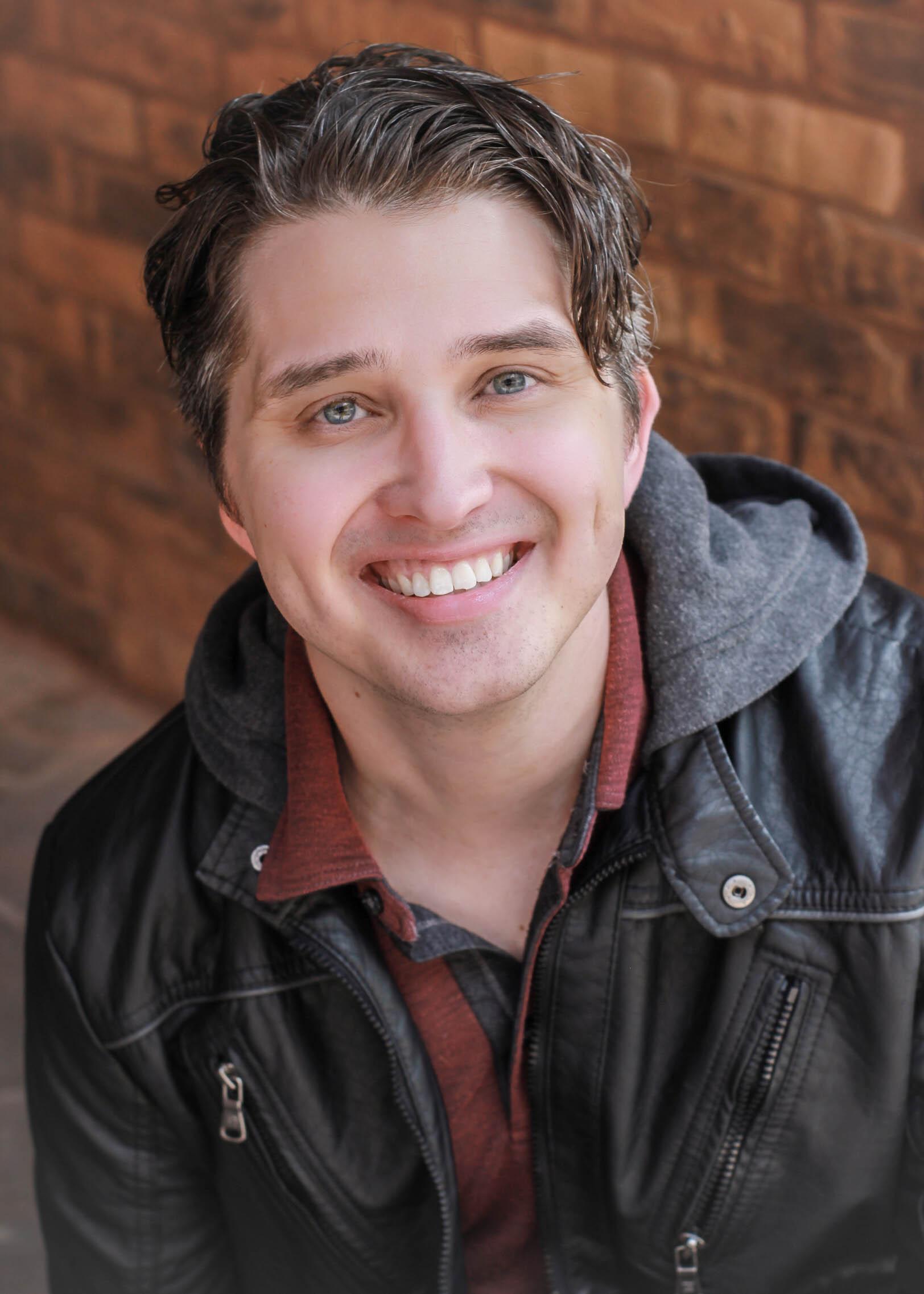 actor Eric-Lee Olsen large photo