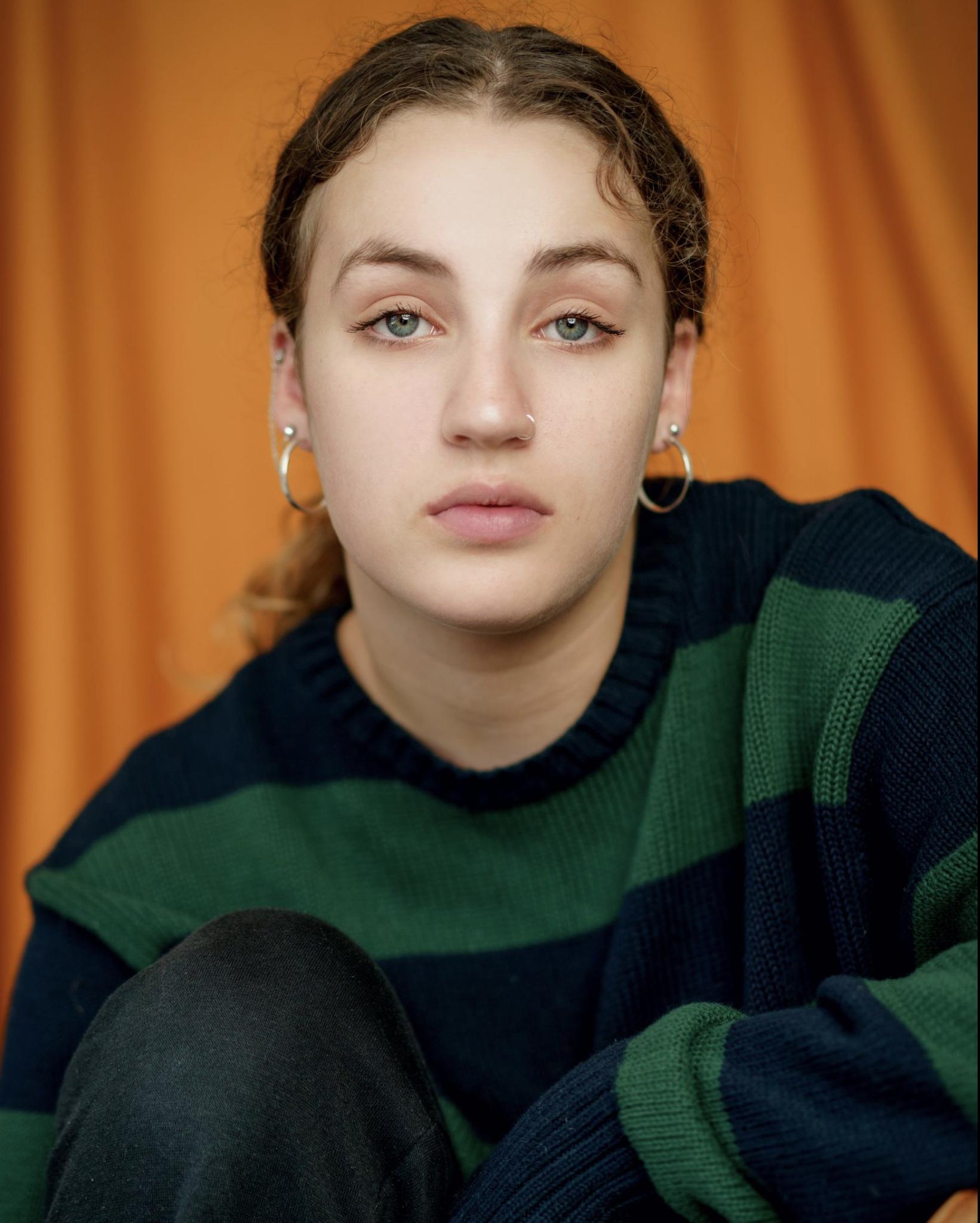 actor Lia Cohen large photo